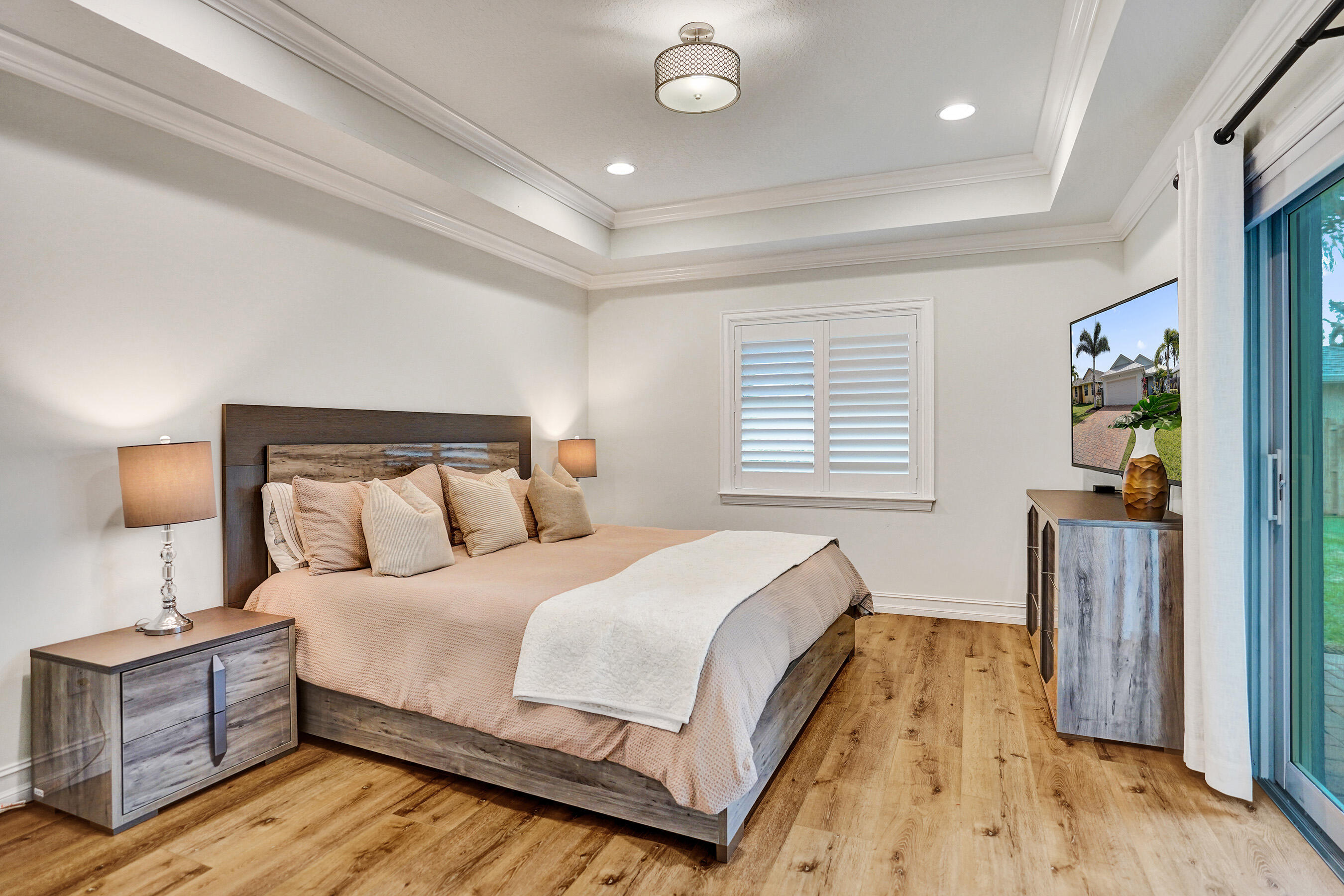 CINQUEZ PARK - Residential