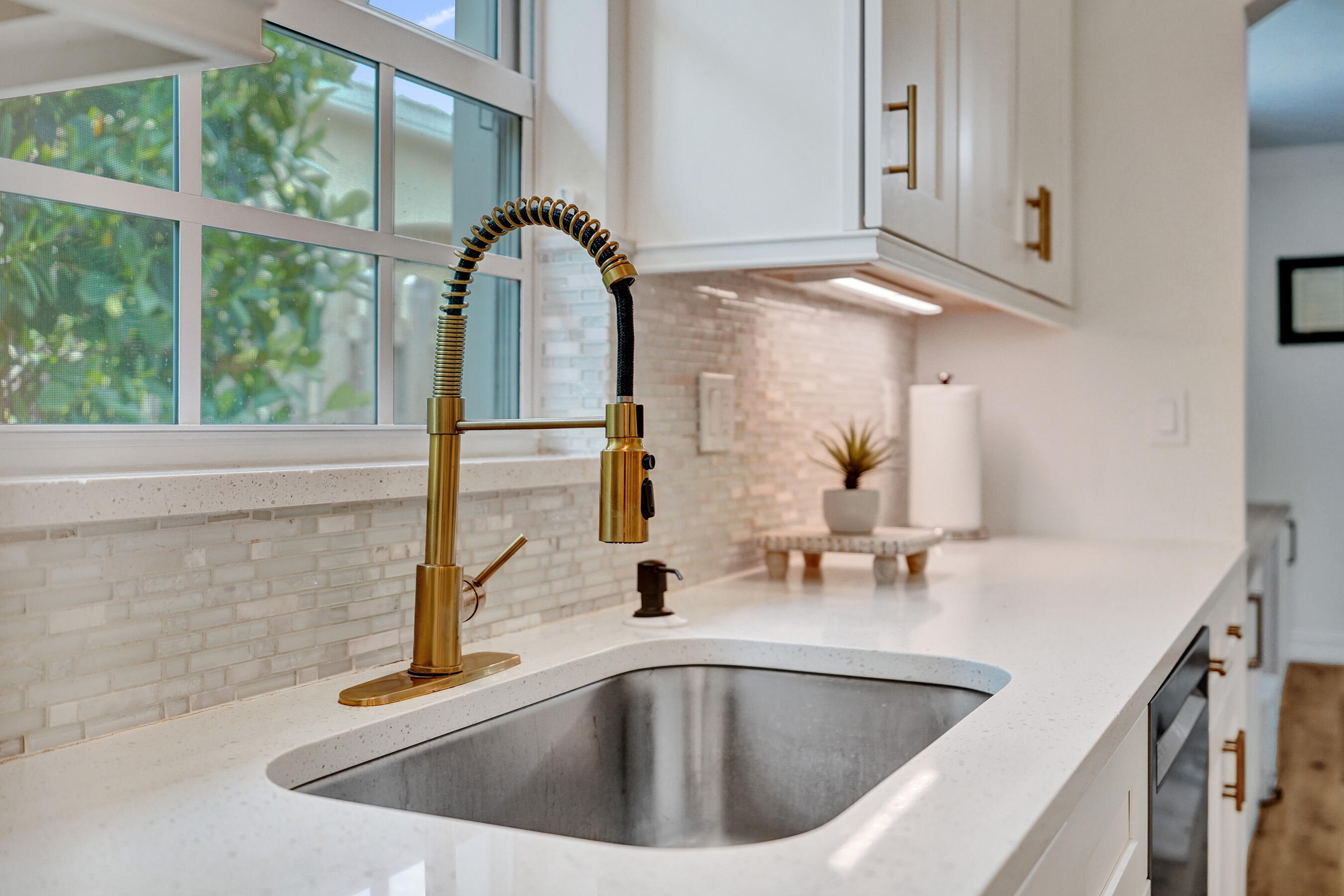 CINQUEZ PARK - Residential