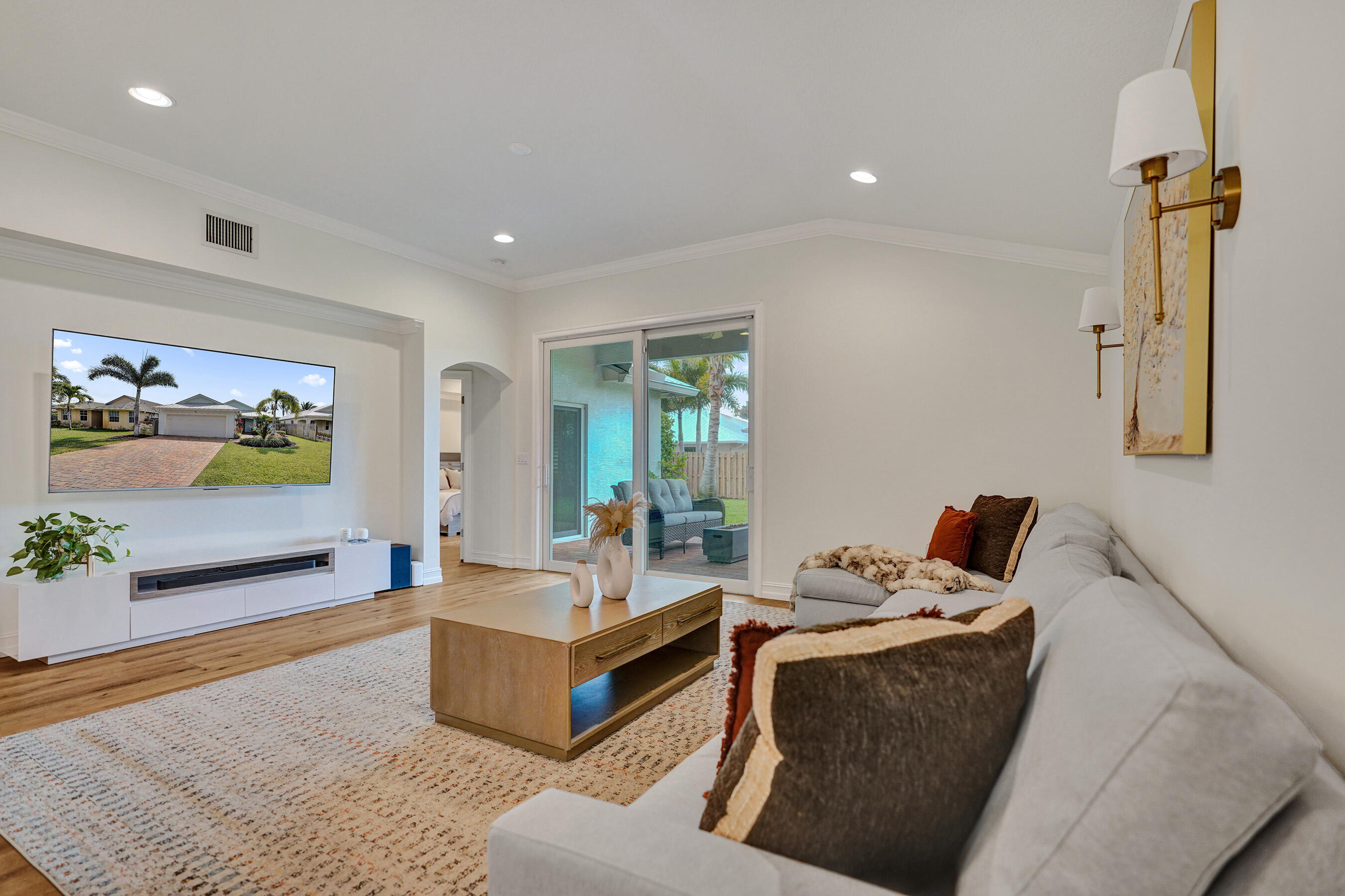 CINQUEZ PARK - Residential