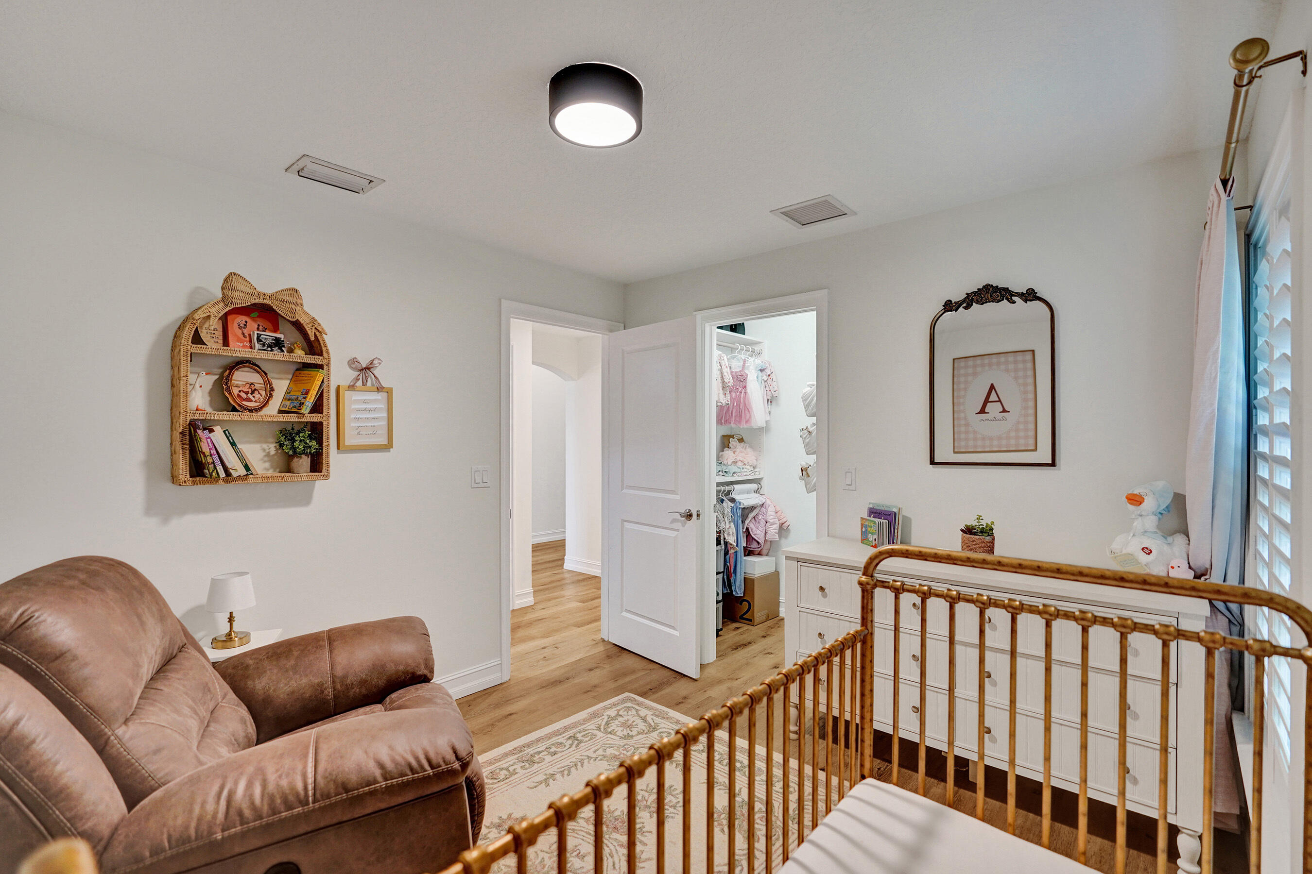 CINQUEZ PARK - Residential