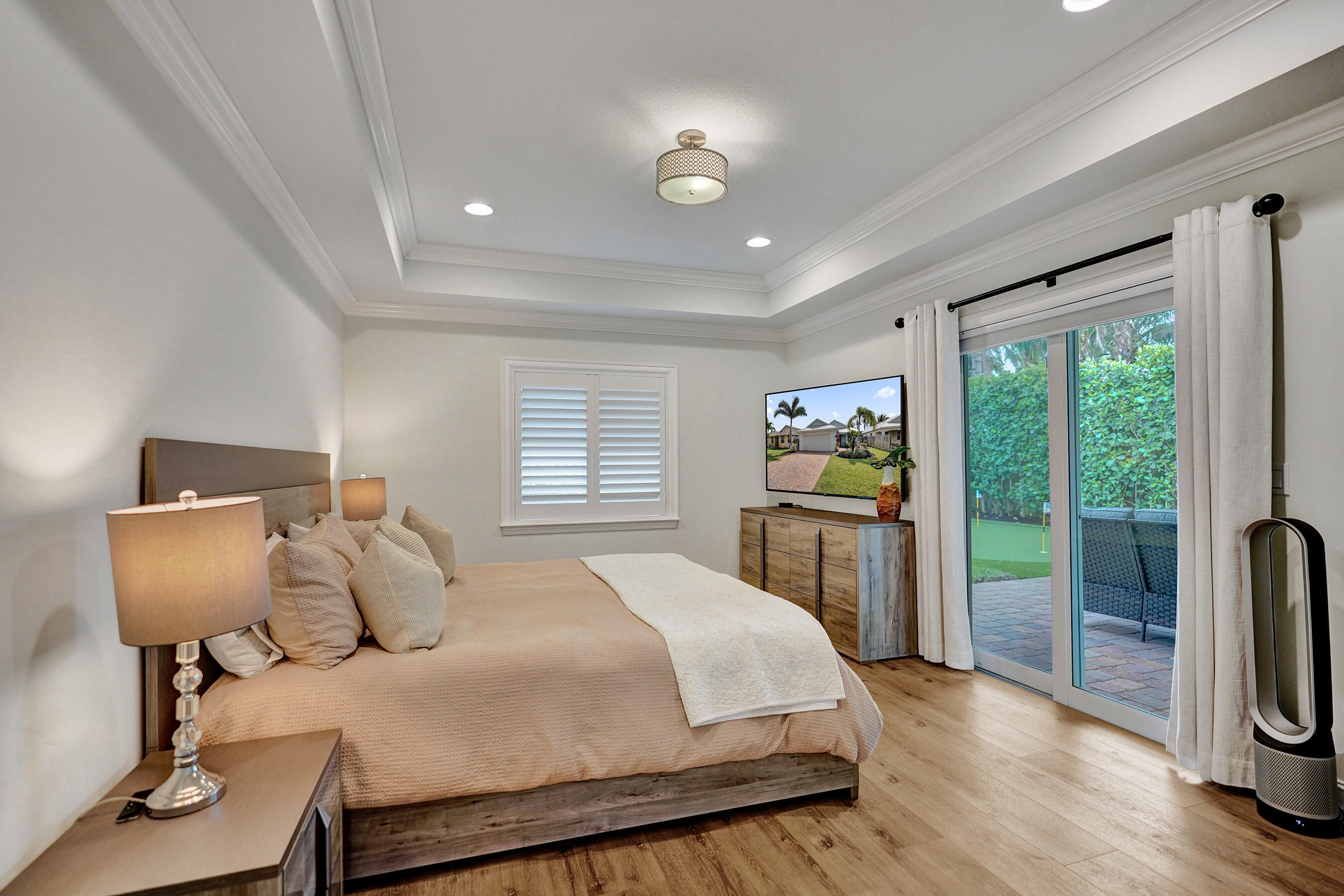 CINQUEZ PARK - Residential