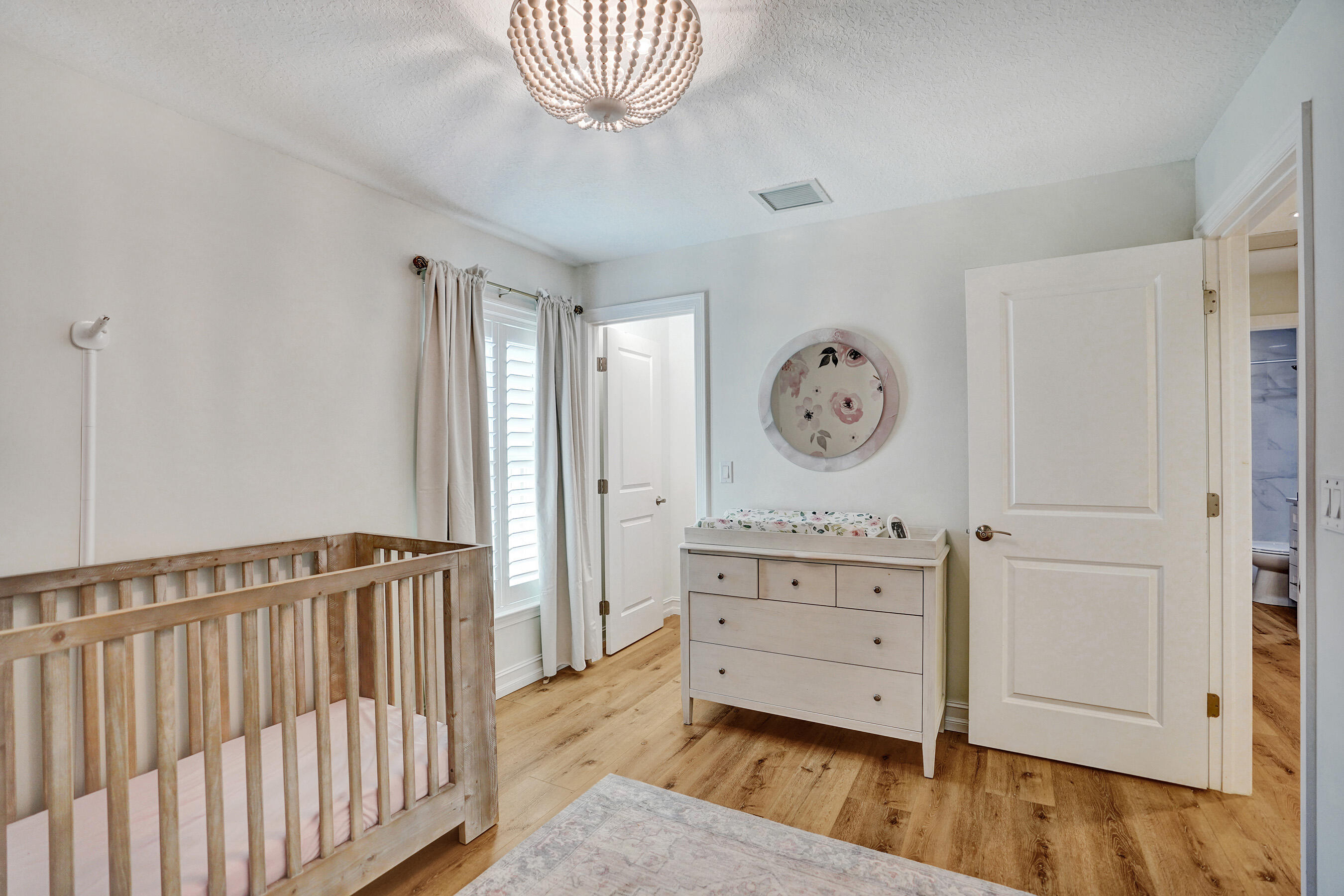 CINQUEZ PARK - Residential