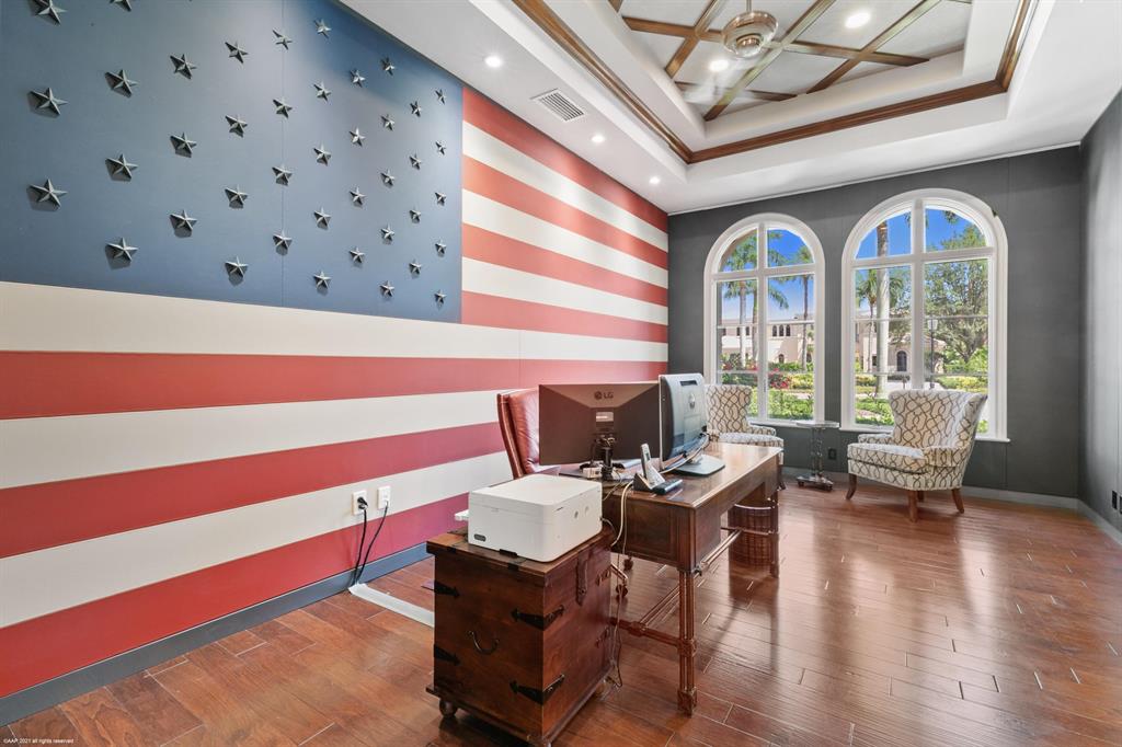 OLD PALM - Residential