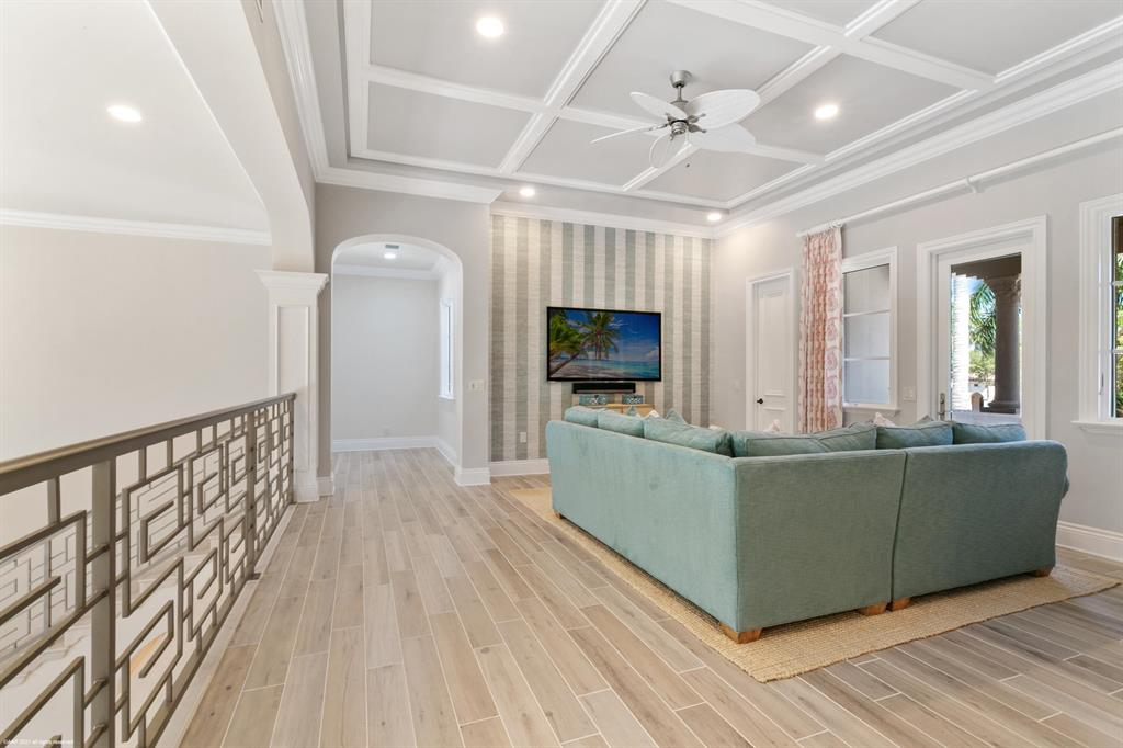 OLD PALM - Residential