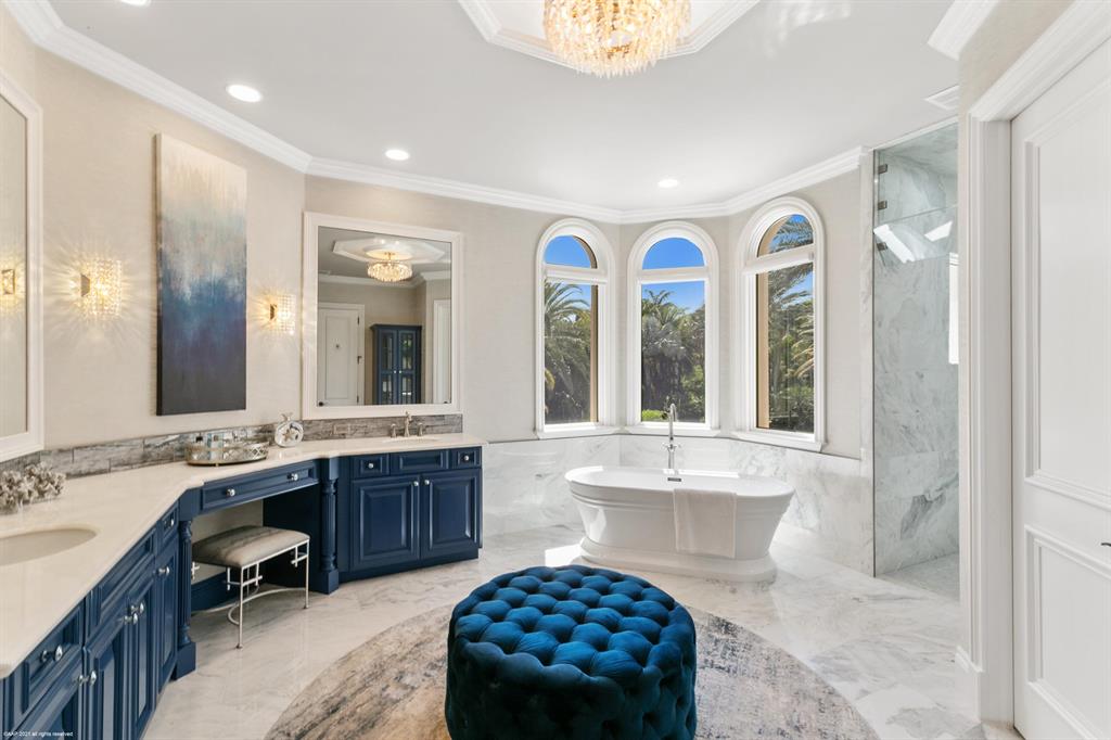 OLD PALM - Residential