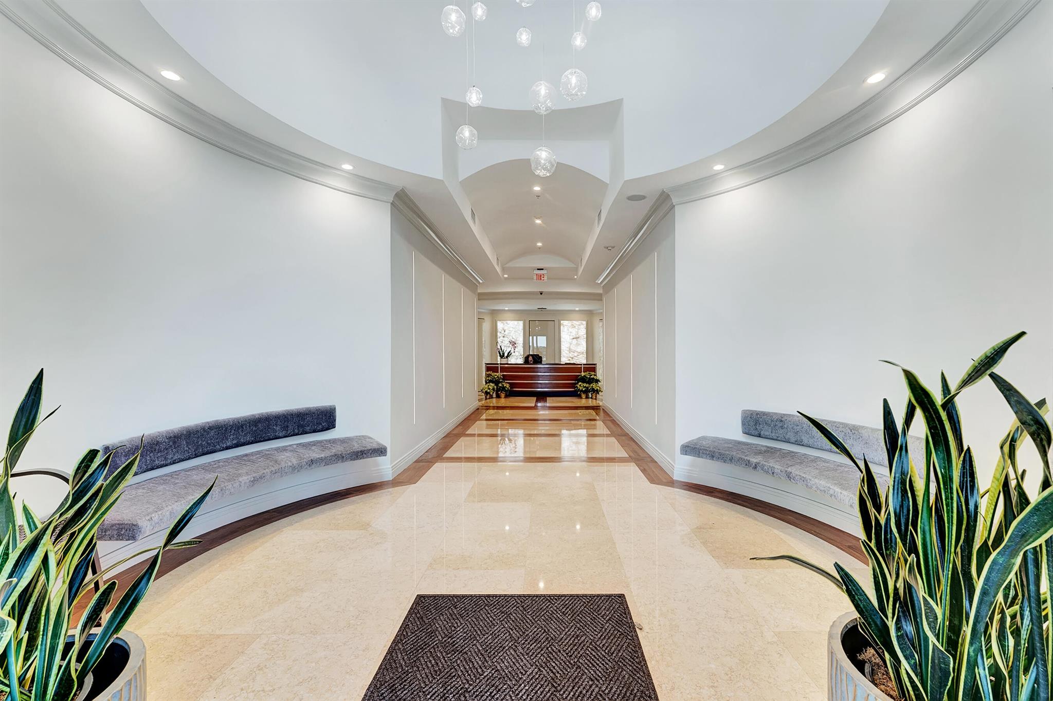 ESPLANADE GRANDE CONDO - Residential