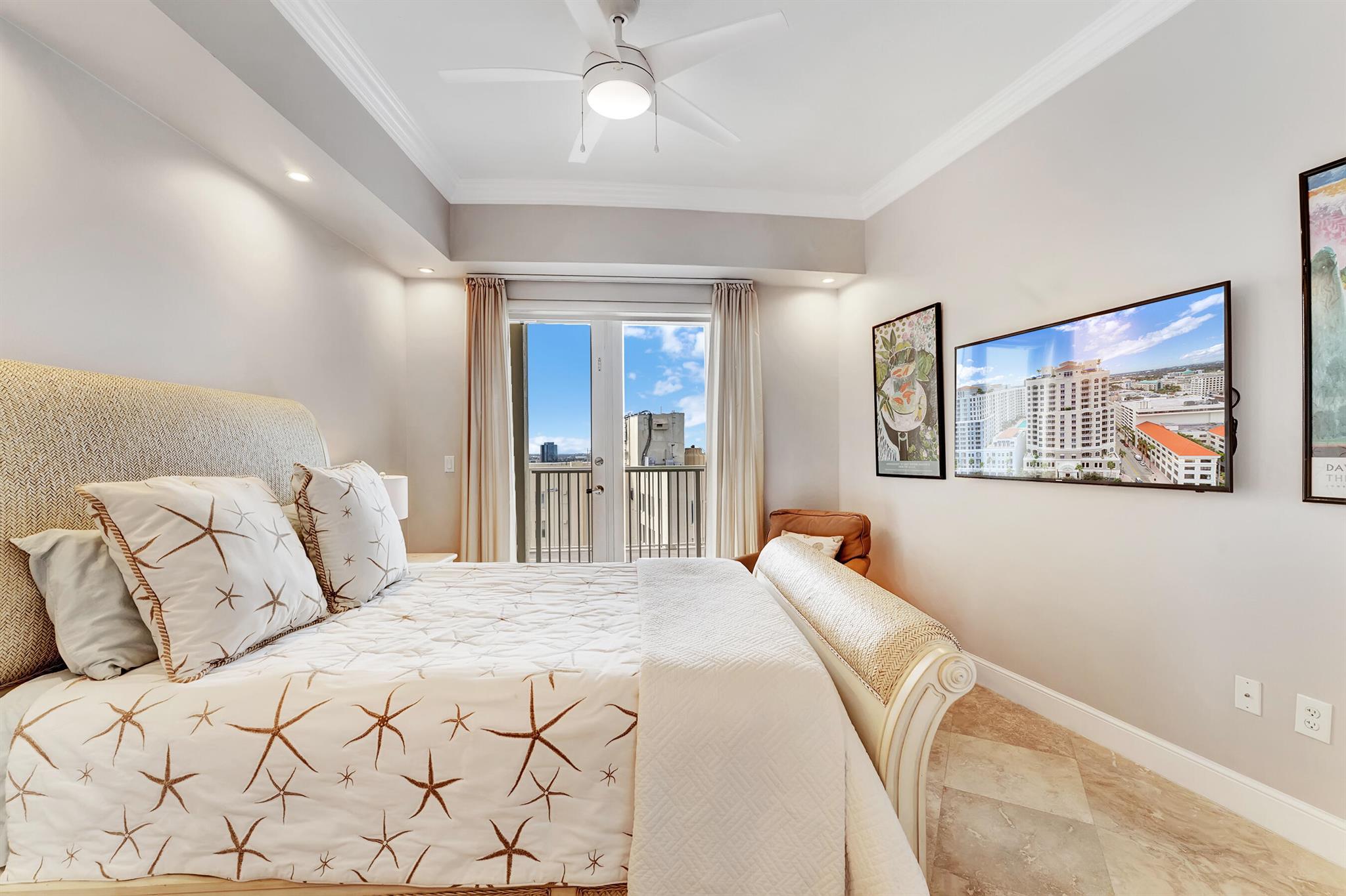 ESPLANADE GRANDE CONDO - Residential