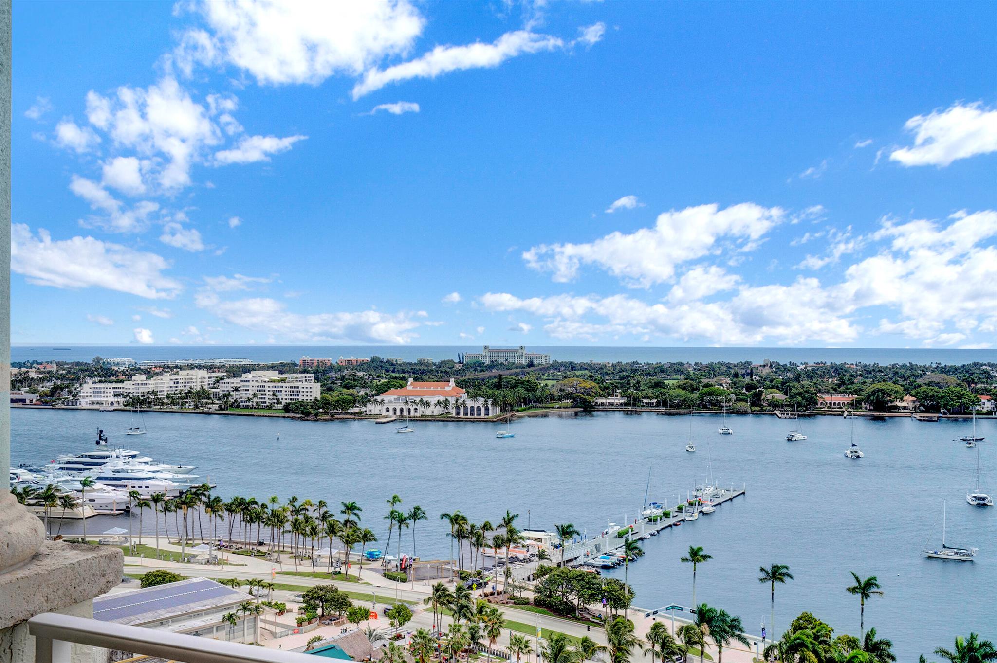 ESPLANADE GRANDE CONDO - Residential