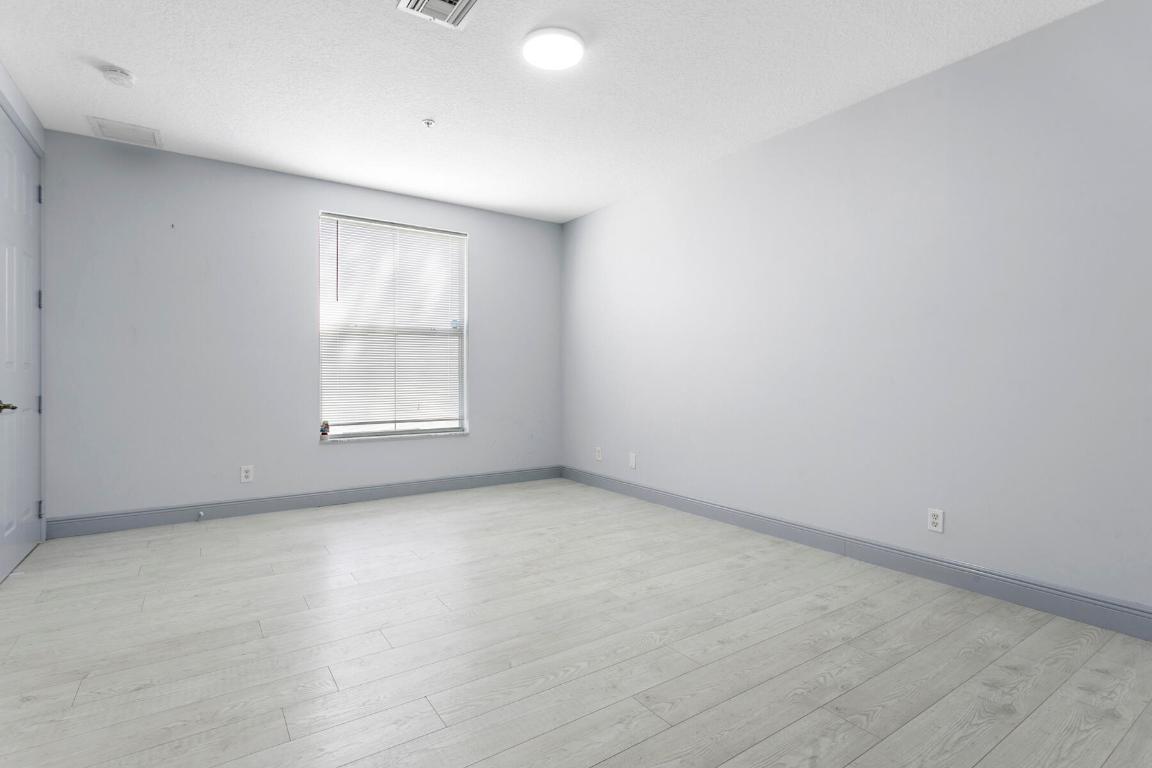 ABACOA TOWN CENTER 3 - Residential Lease