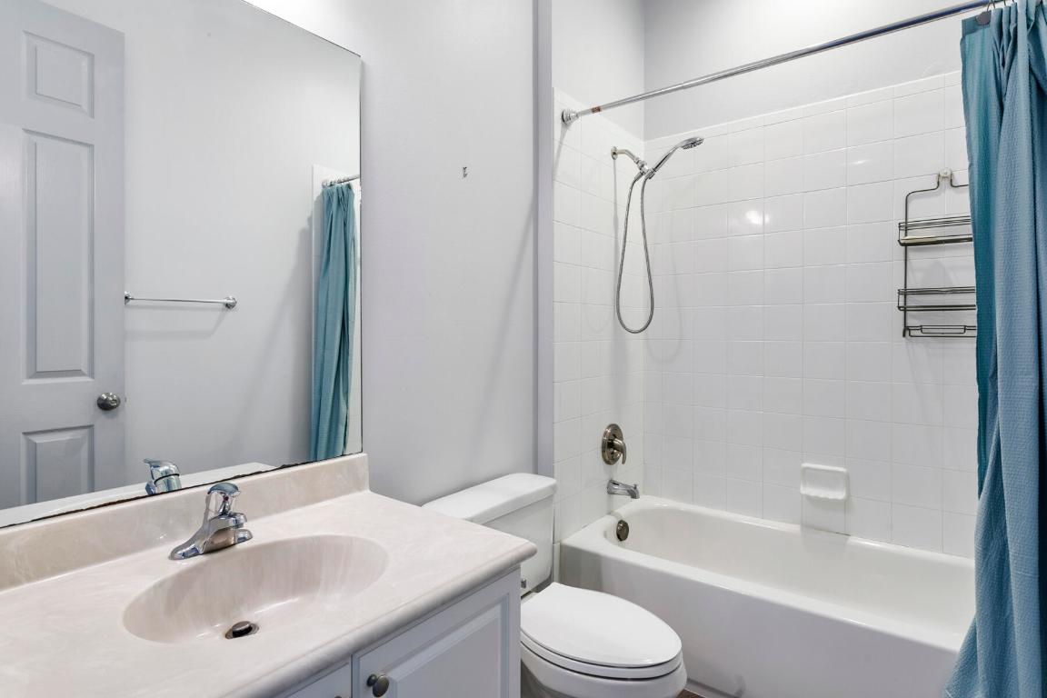 ABACOA TOWN CENTER 3 - Residential Lease