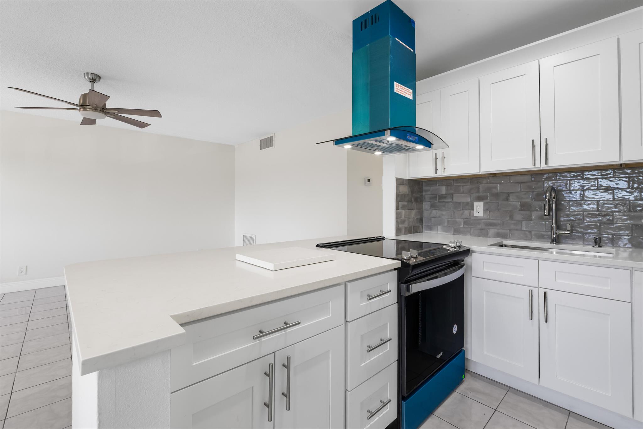 VILLAGE GREEN DORCHESTER - Residential