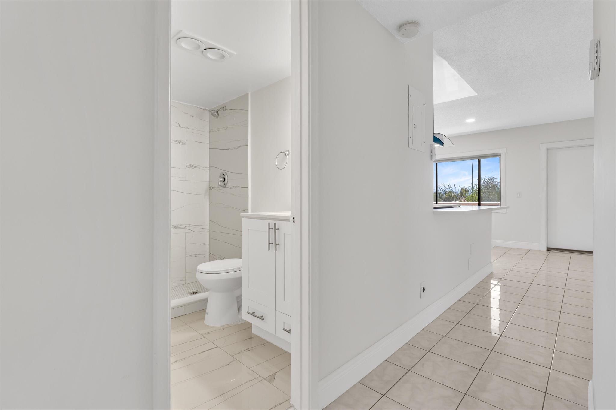 VILLAGE GREEN DORCHESTER - Residential