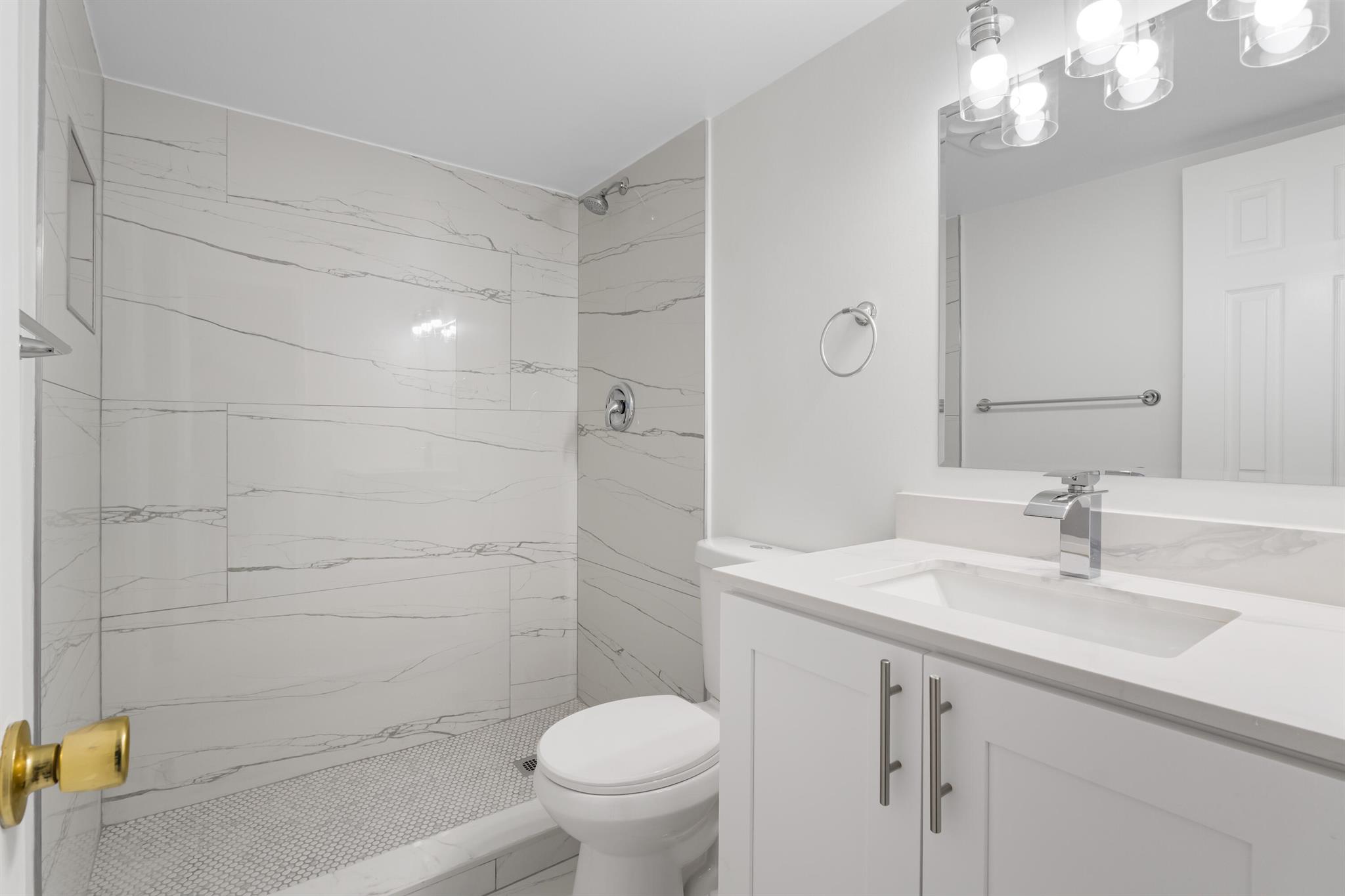 VILLAGE GREEN DORCHESTER - Residential