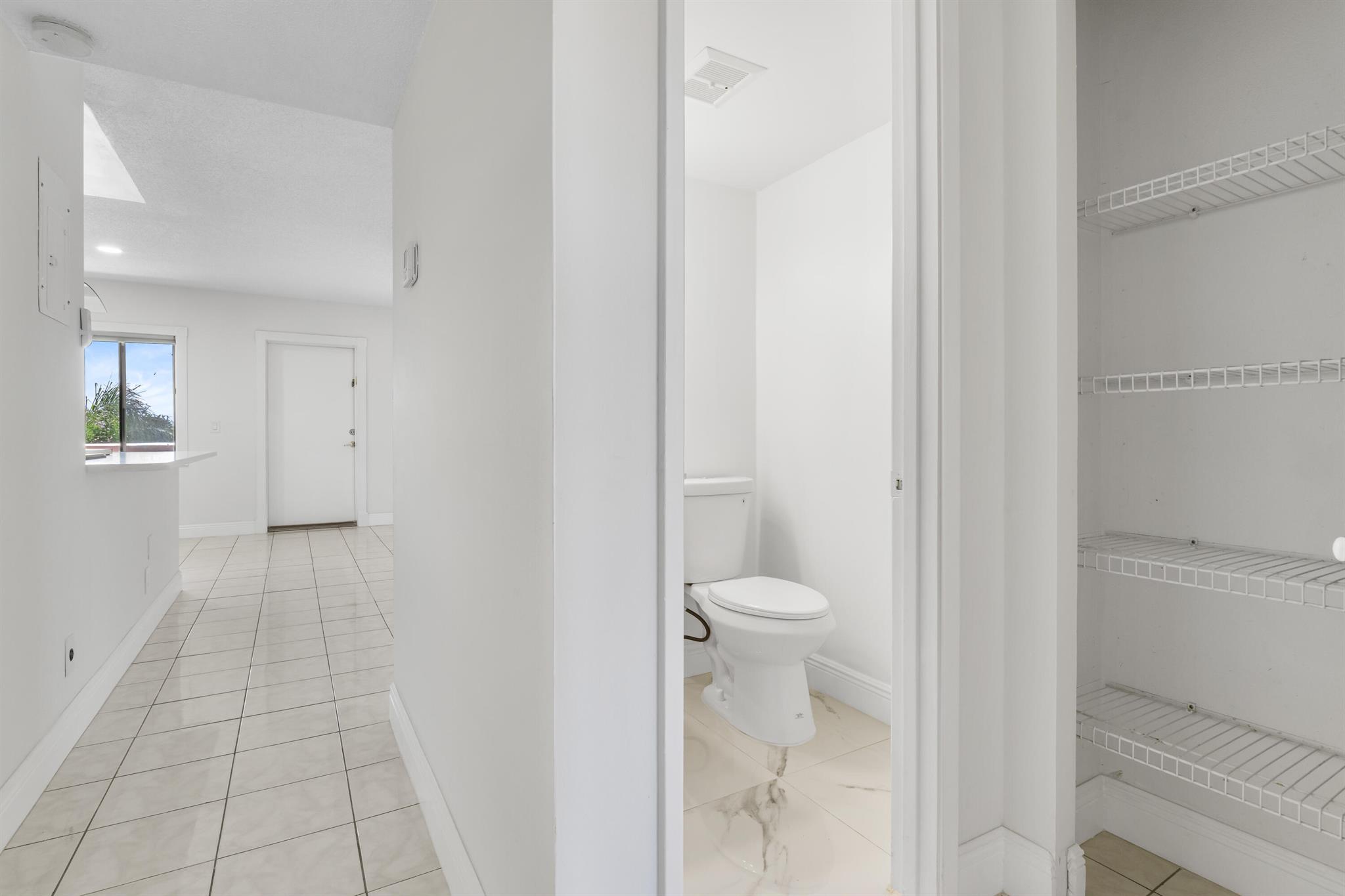 VILLAGE GREEN DORCHESTER - Residential