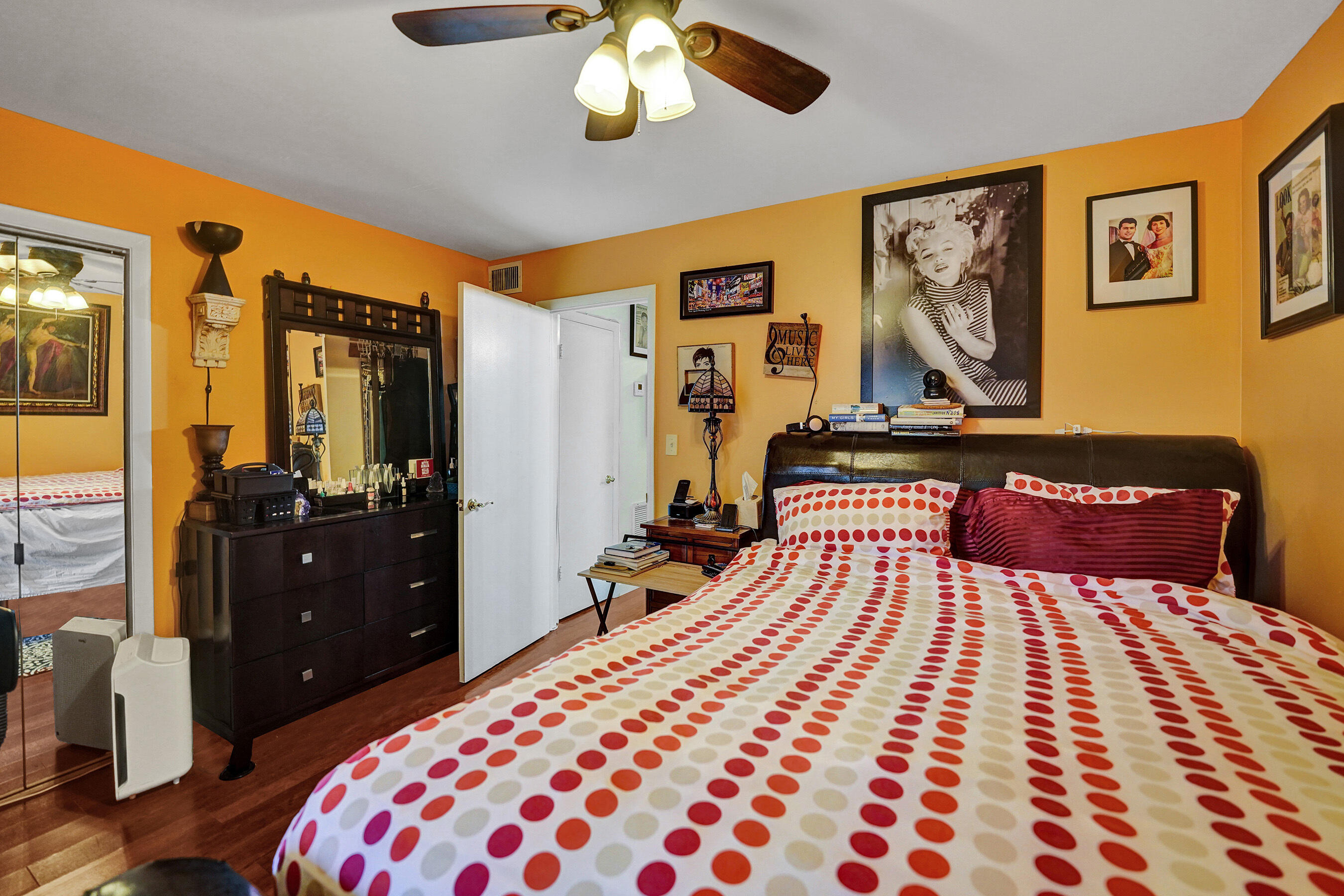 CAPRI WEST CONDO - Residential