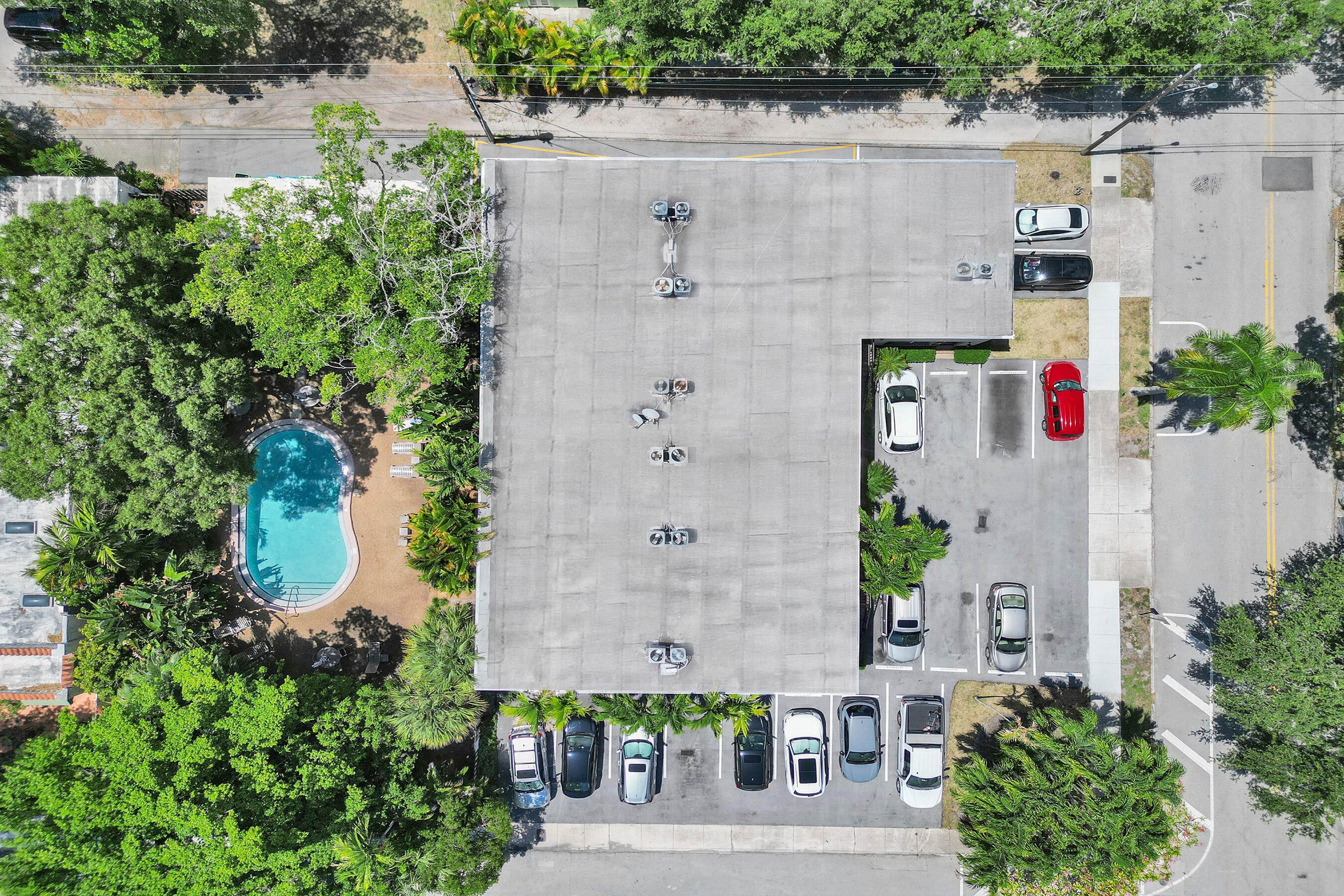 CAPRI WEST CONDO - Residential