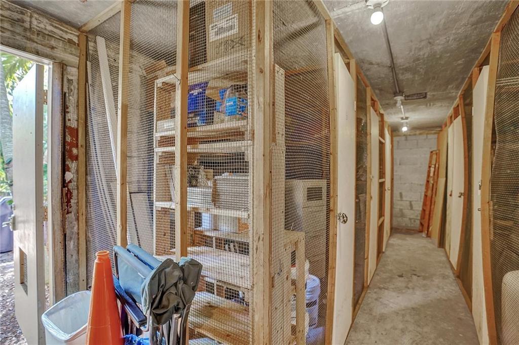 CAPRI WEST CONDO - Residential