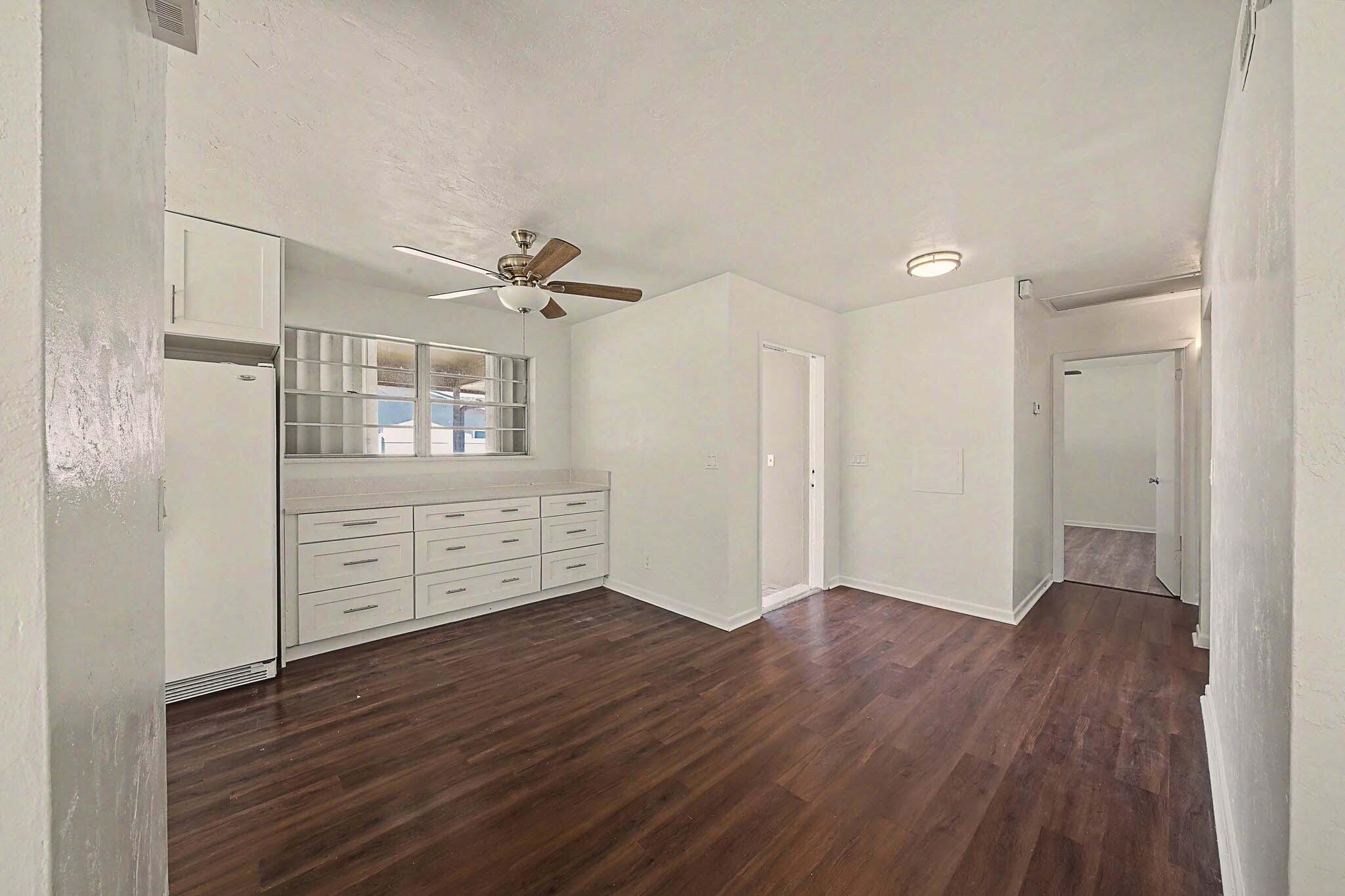 ROOSEVELT ESTATES - Residential Lease