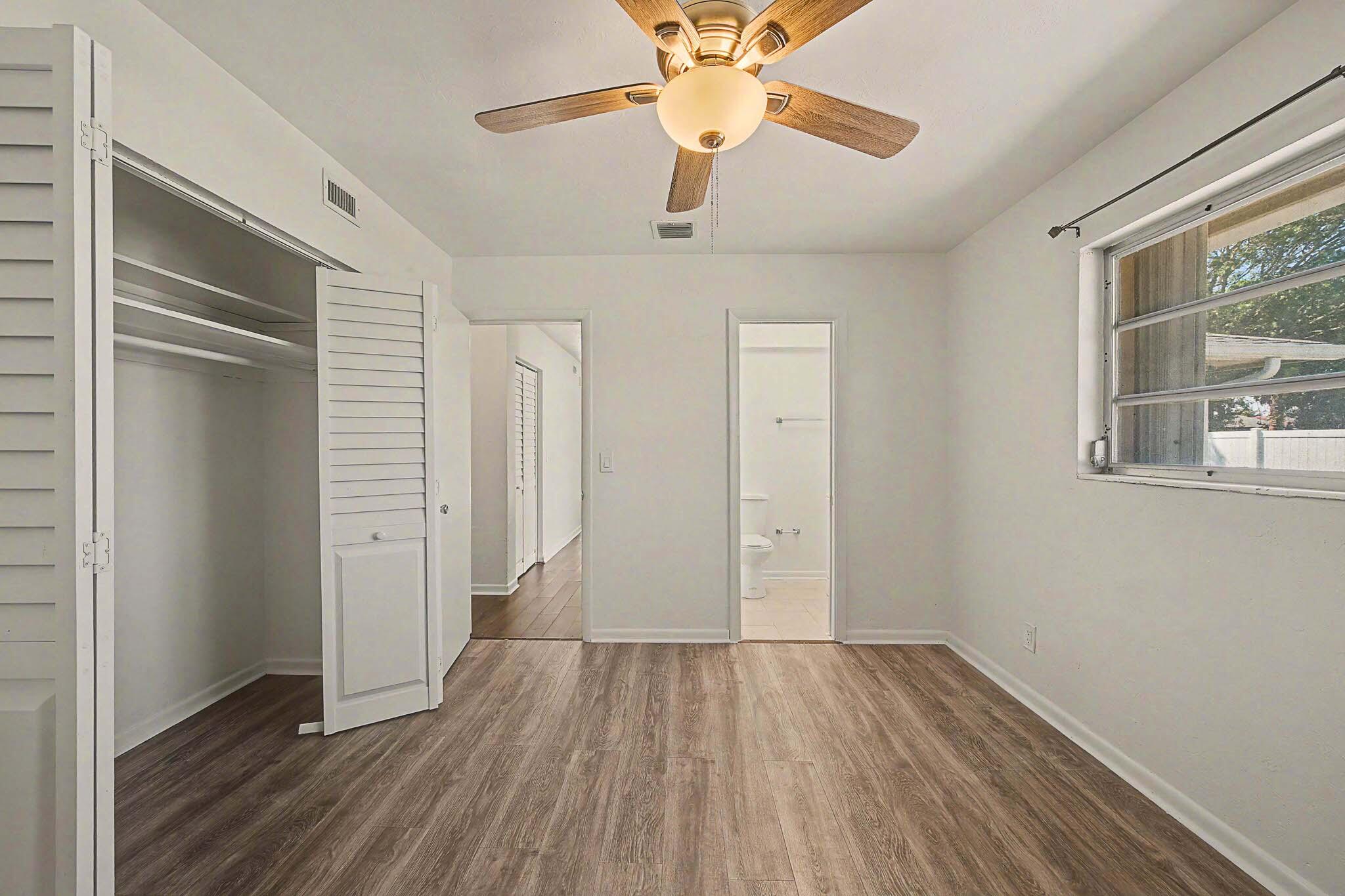 ROOSEVELT ESTATES - Residential Lease