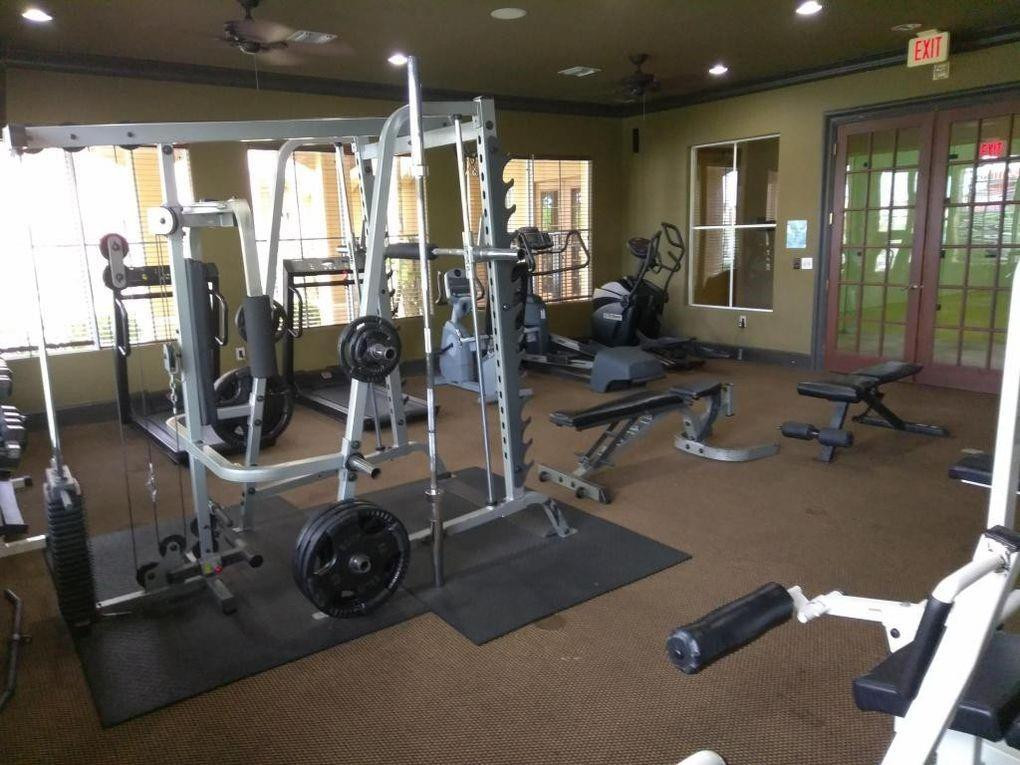 EMERALD ISLE AT LAGUNA LAKES CONDO - Residential Lease