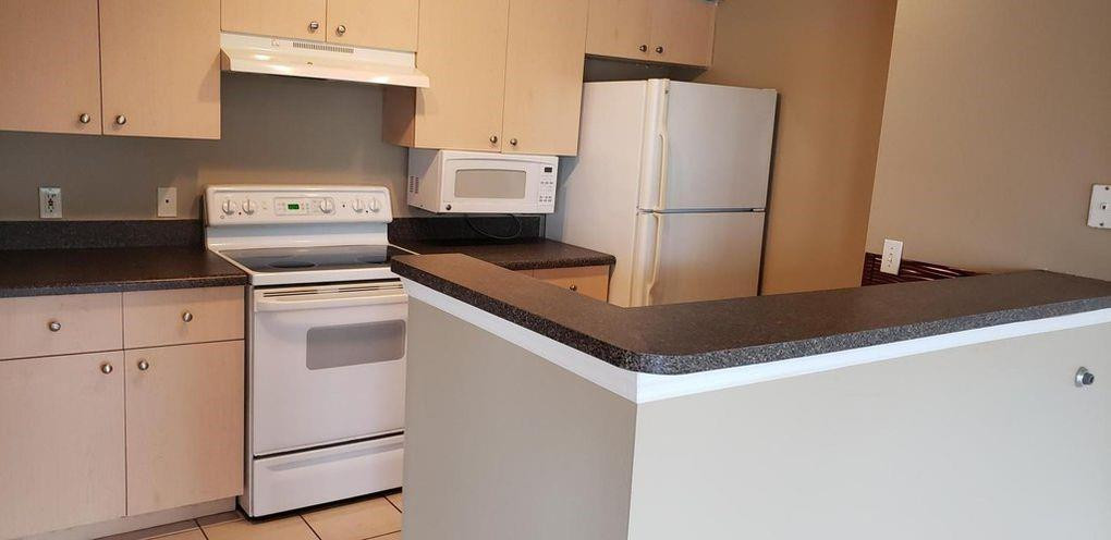EMERALD ISLE AT LAGUNA LAKES CONDO - Residential Lease