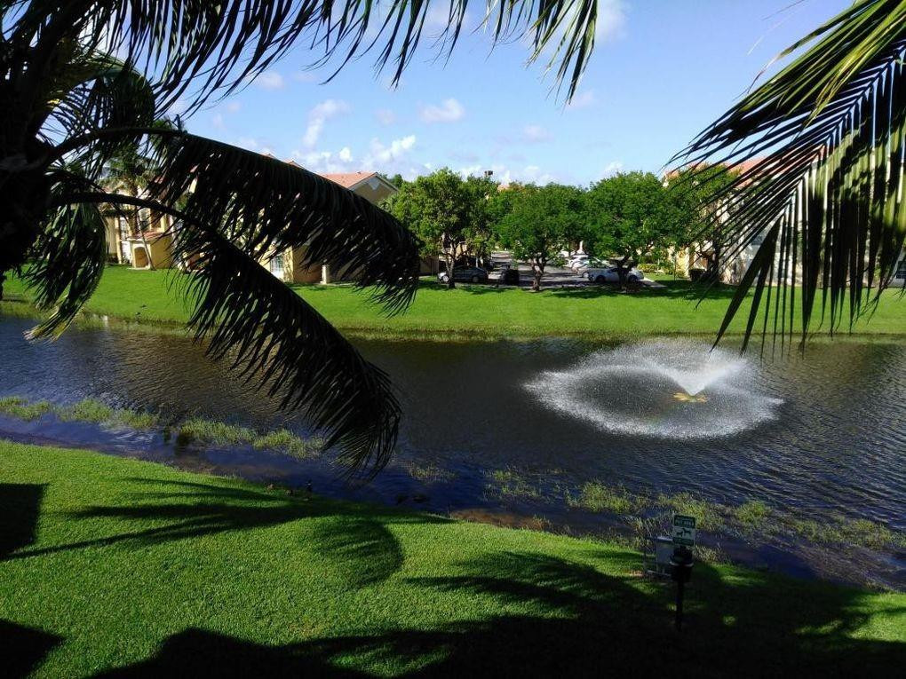 EMERALD ISLE AT LAGUNA LAKES CONDO - Residential Lease