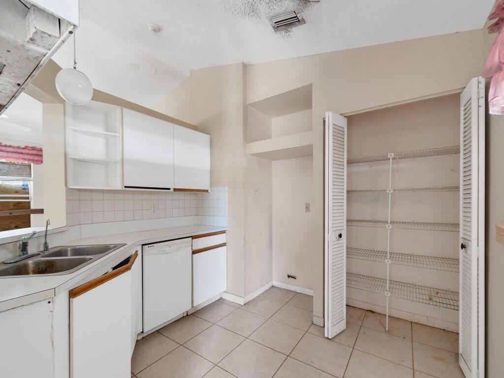 PORT ST LUCIE SECTION  34 - Residential