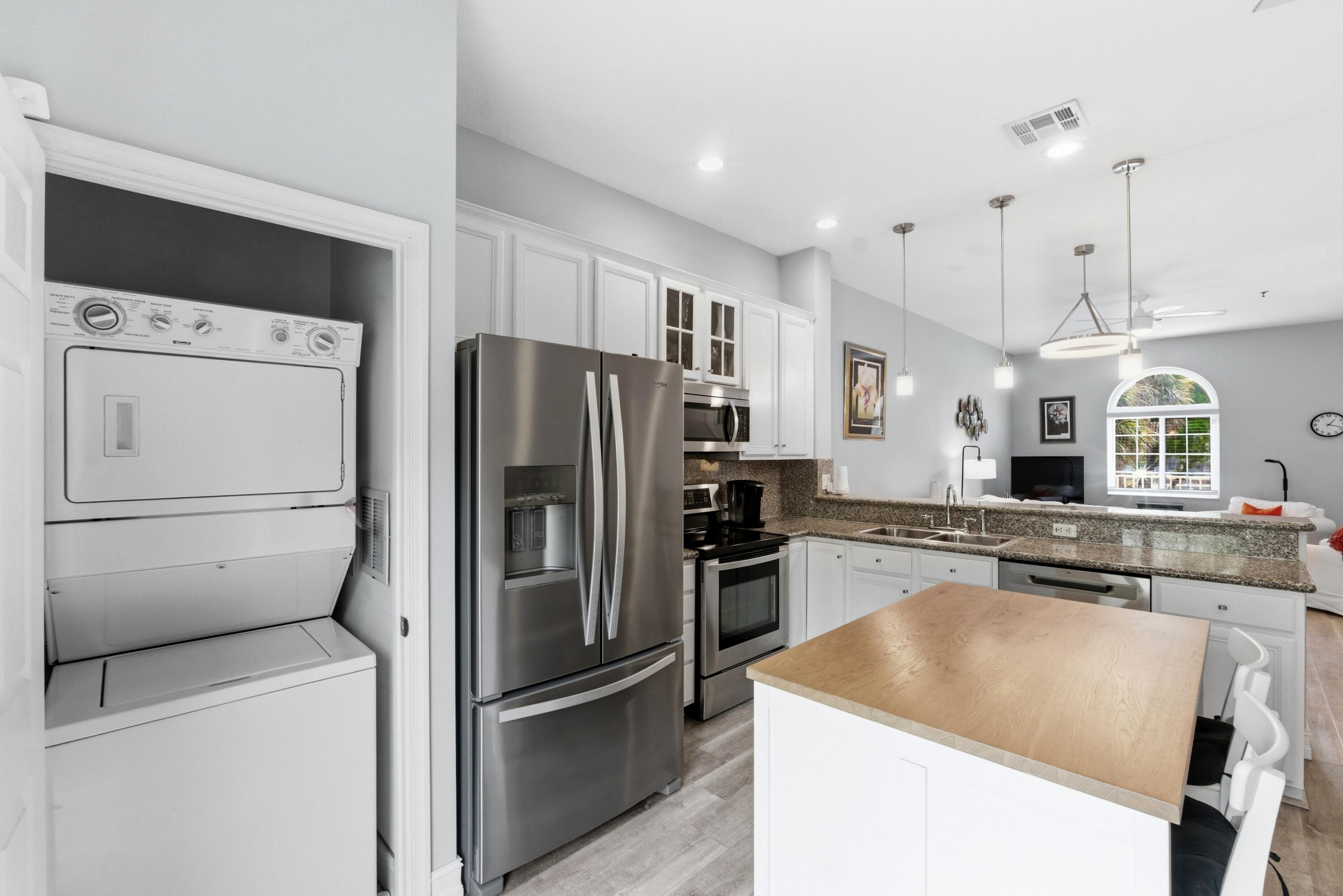 14TH STREET RETIREMENT CLUB - Residential Lease