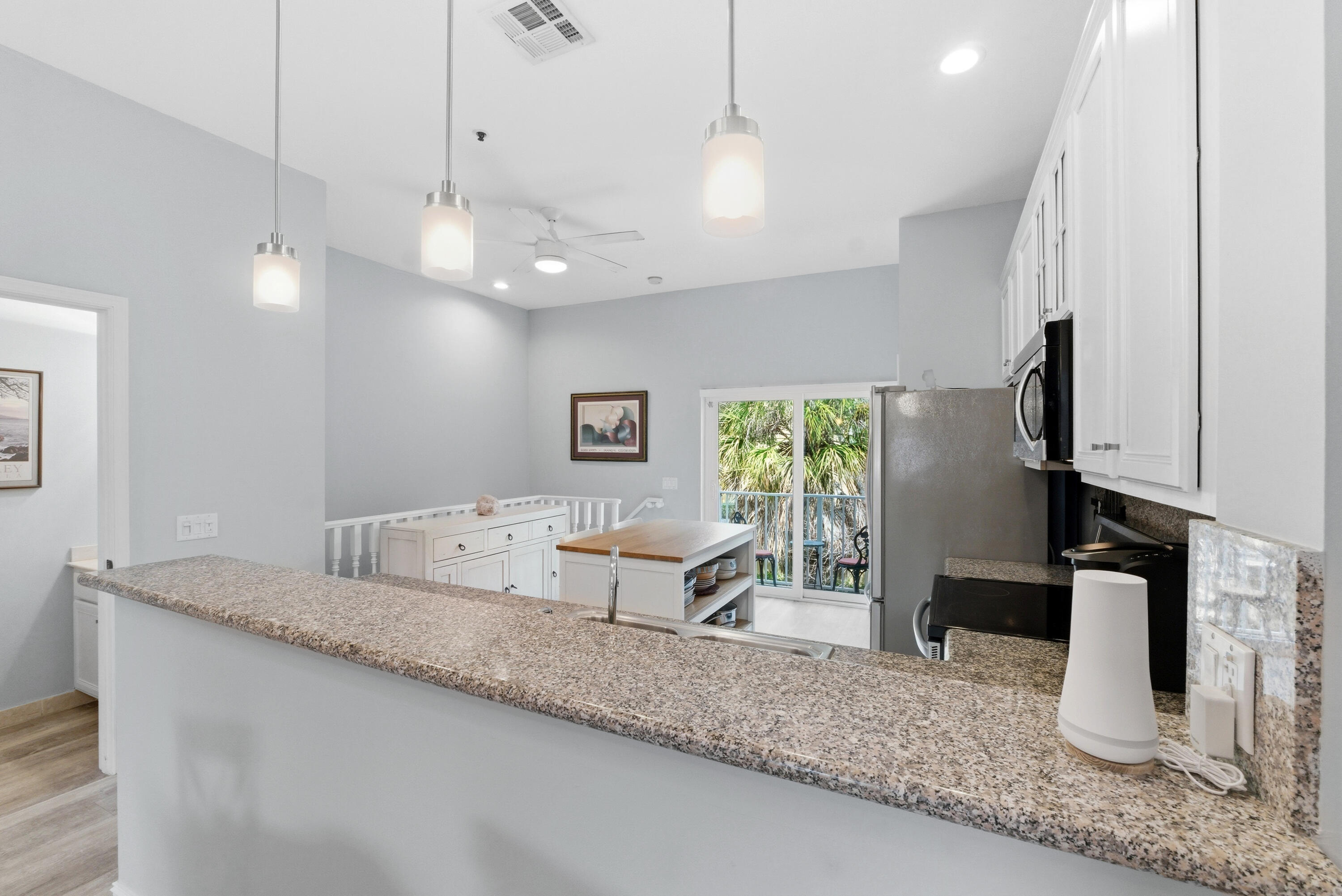 2445 NE 14th Street 5-509