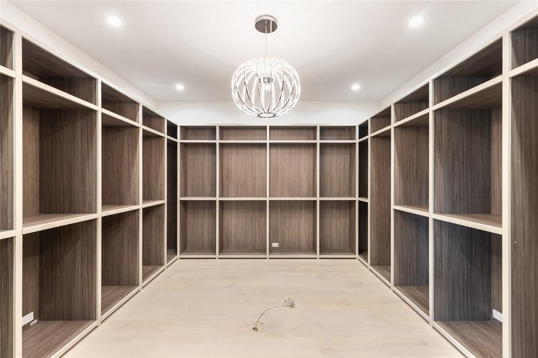 Isla Bahia 47-27 B - Residential