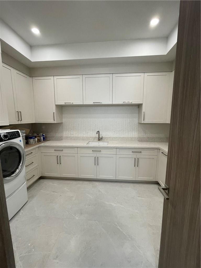 Isla Bahia 47-27 B - Residential