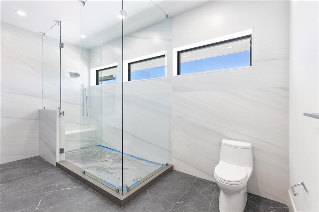 Isla Bahia 47-27 B - Residential