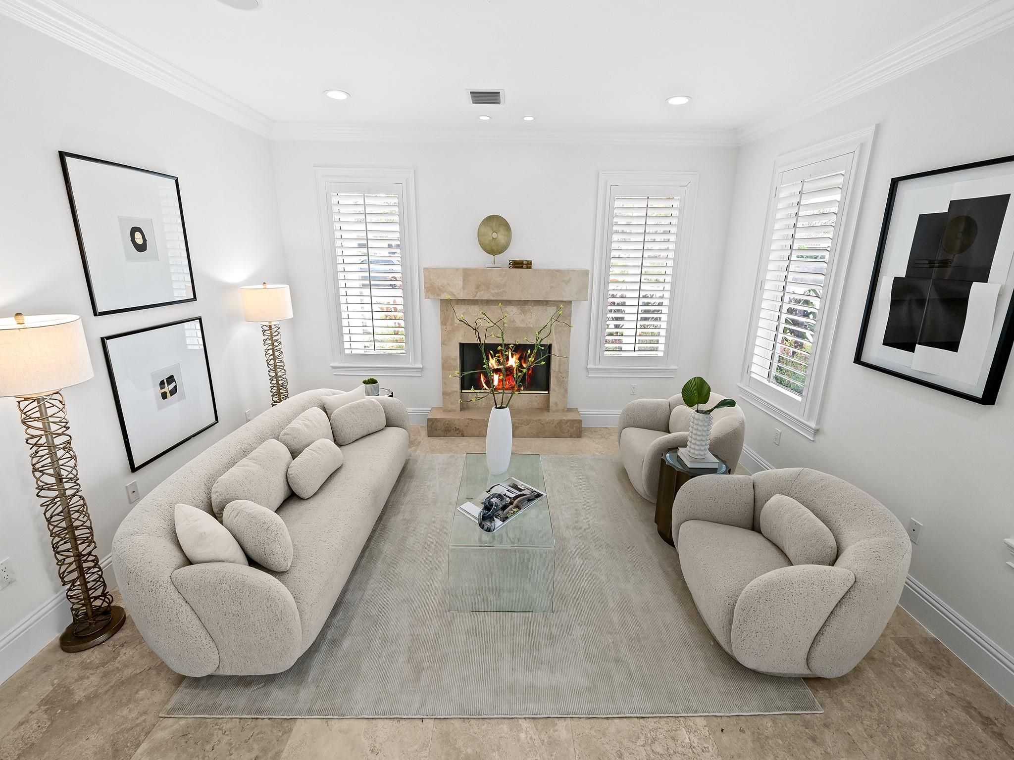 RIO VISTA ISLES - Residential