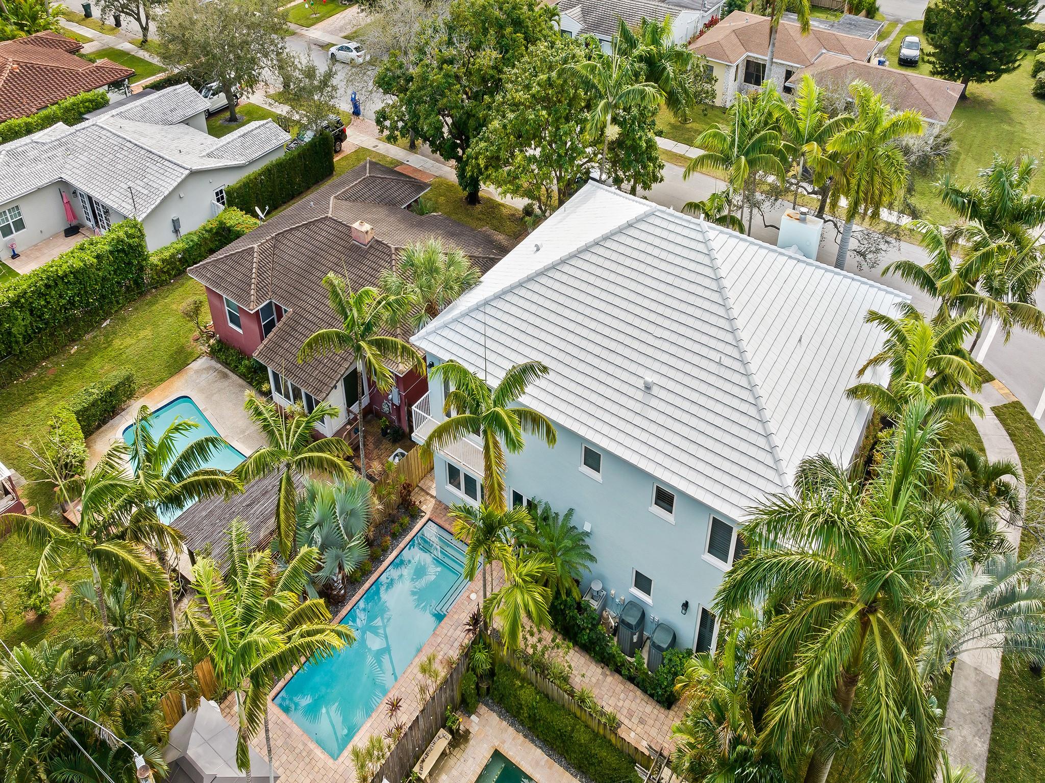 RIO VISTA ISLES - Residential