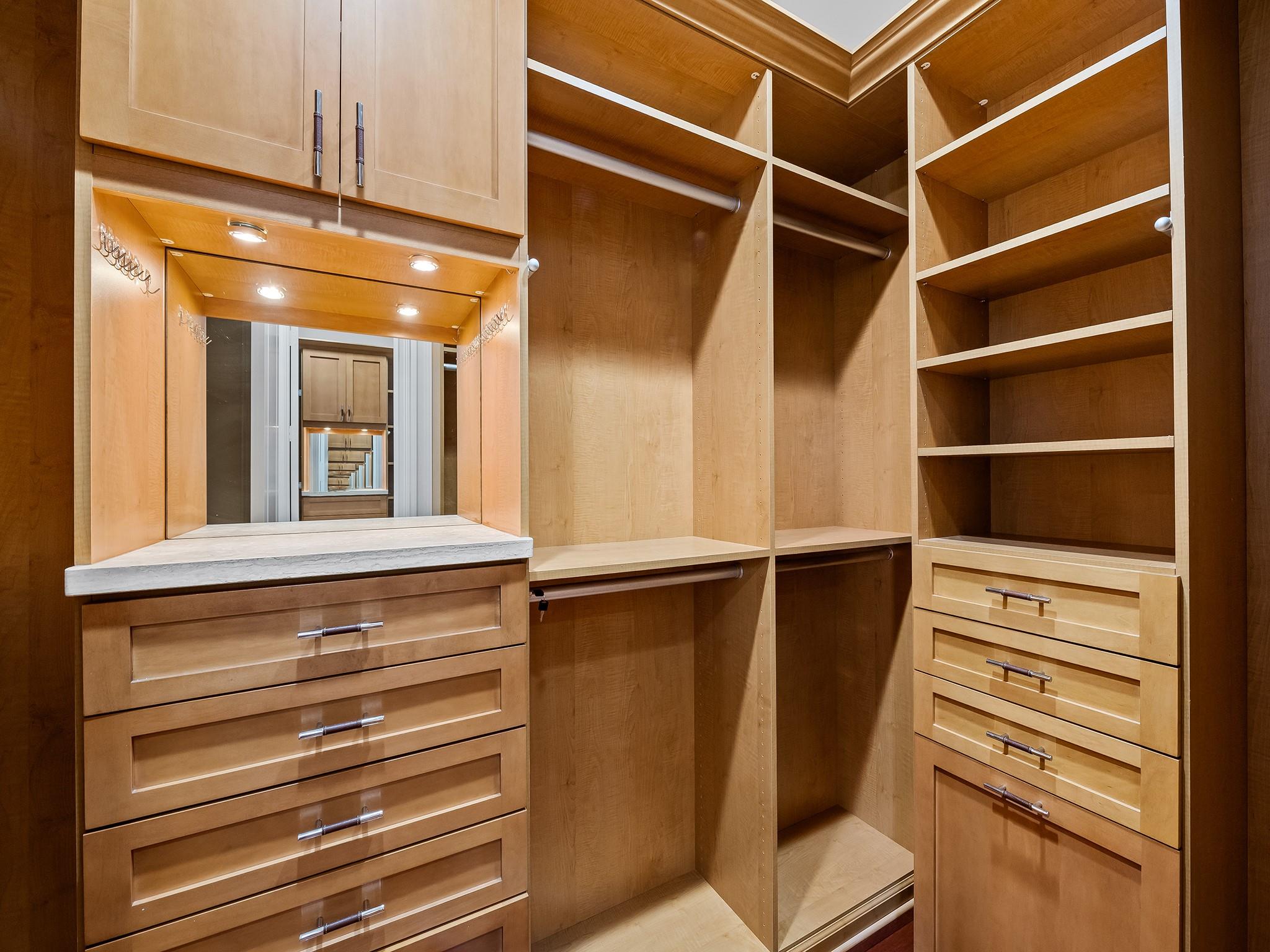 RIO VISTA ISLES - Residential