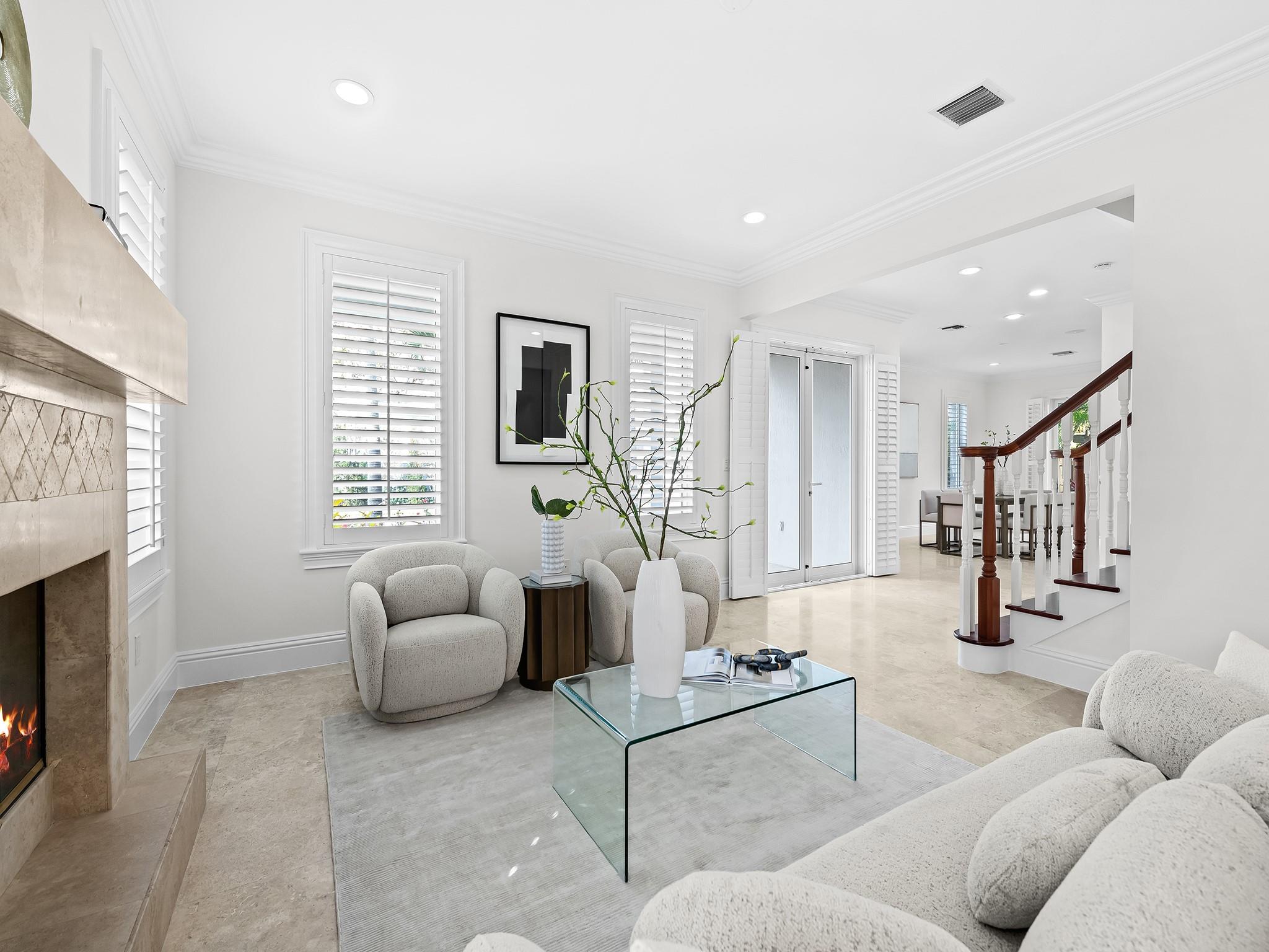 RIO VISTA ISLES - Residential