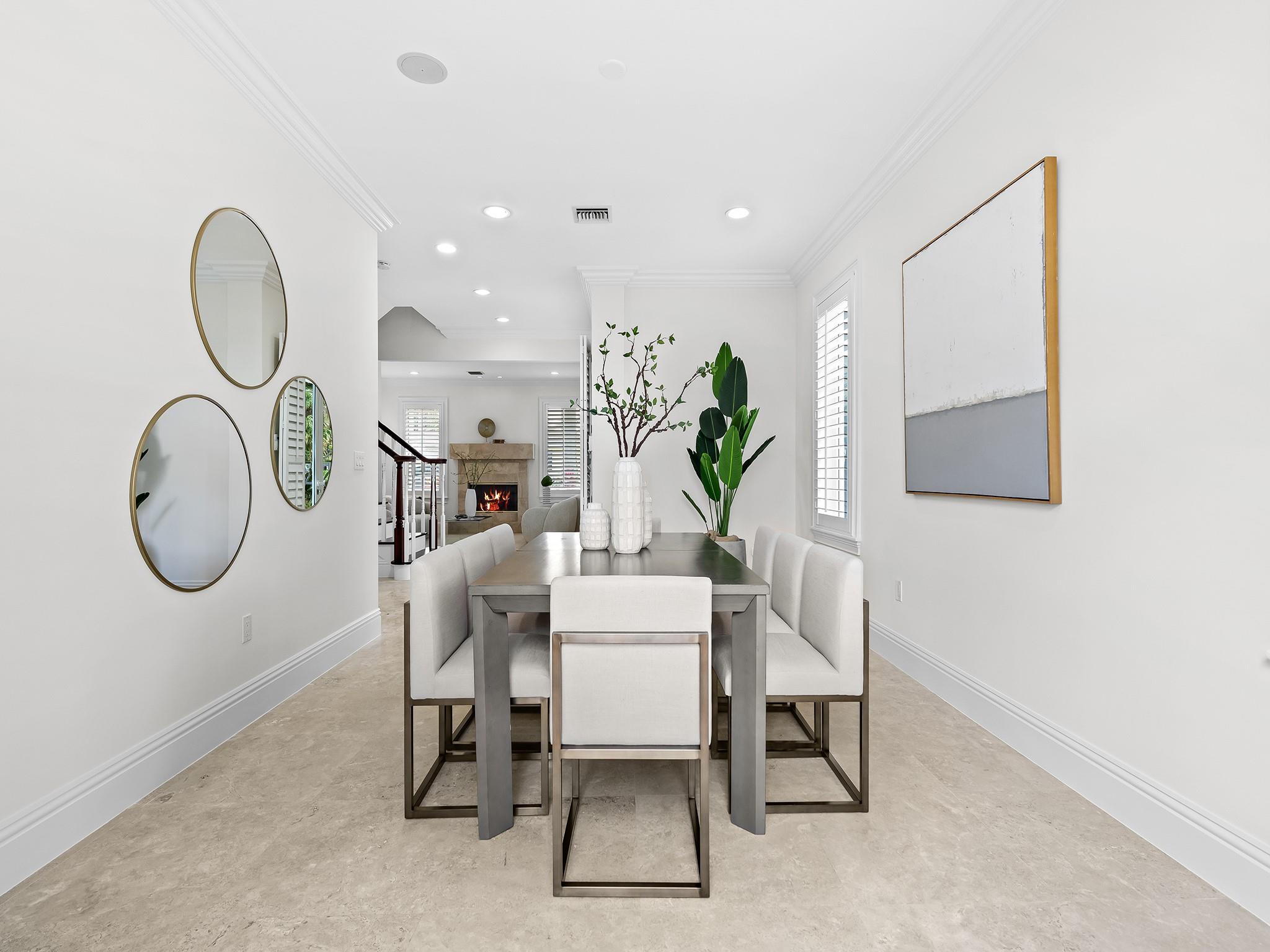 RIO VISTA ISLES - Residential