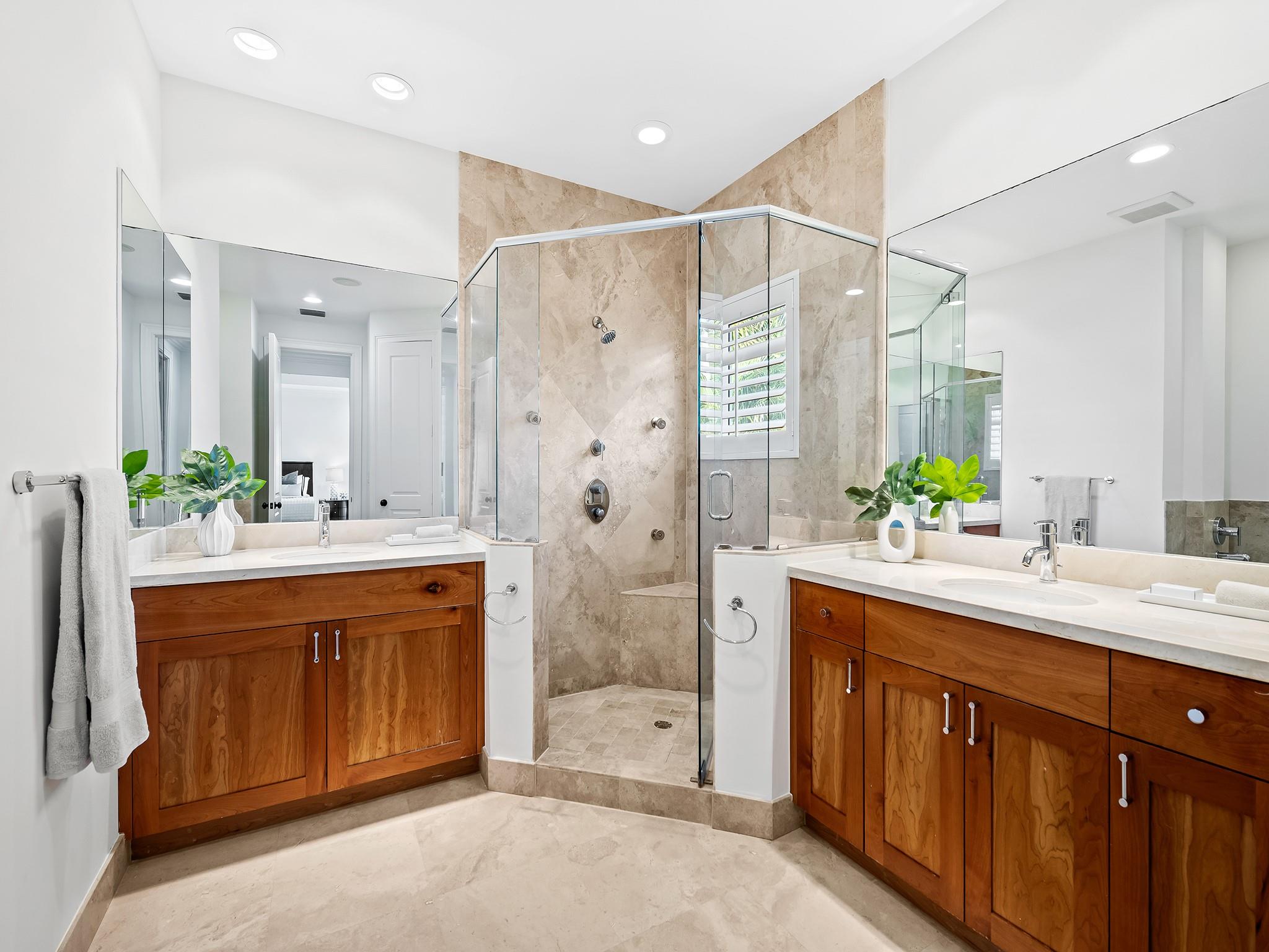 RIO VISTA ISLES - Residential