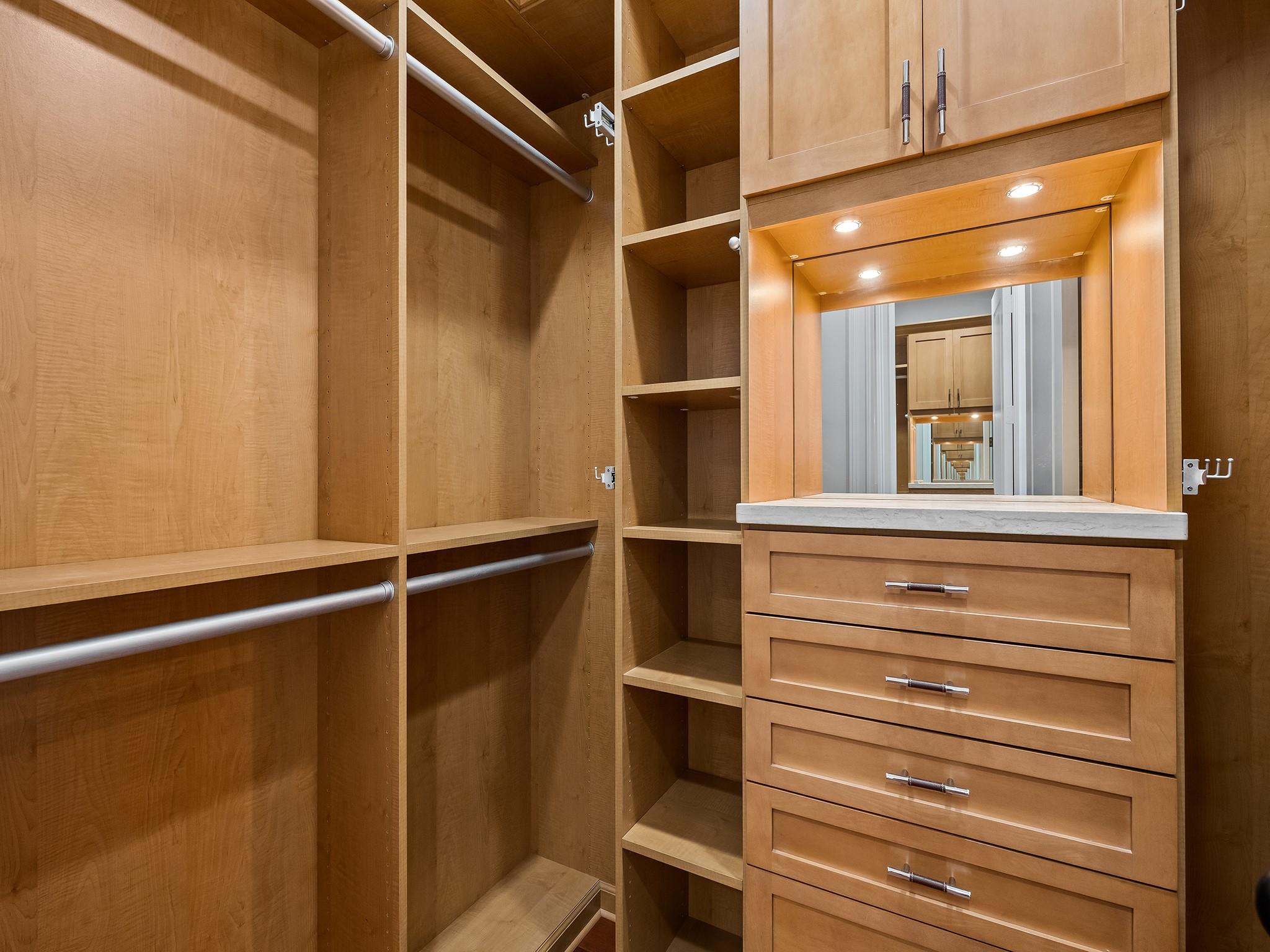 RIO VISTA ISLES - Residential