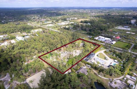 A home in Loxahatchee Groves