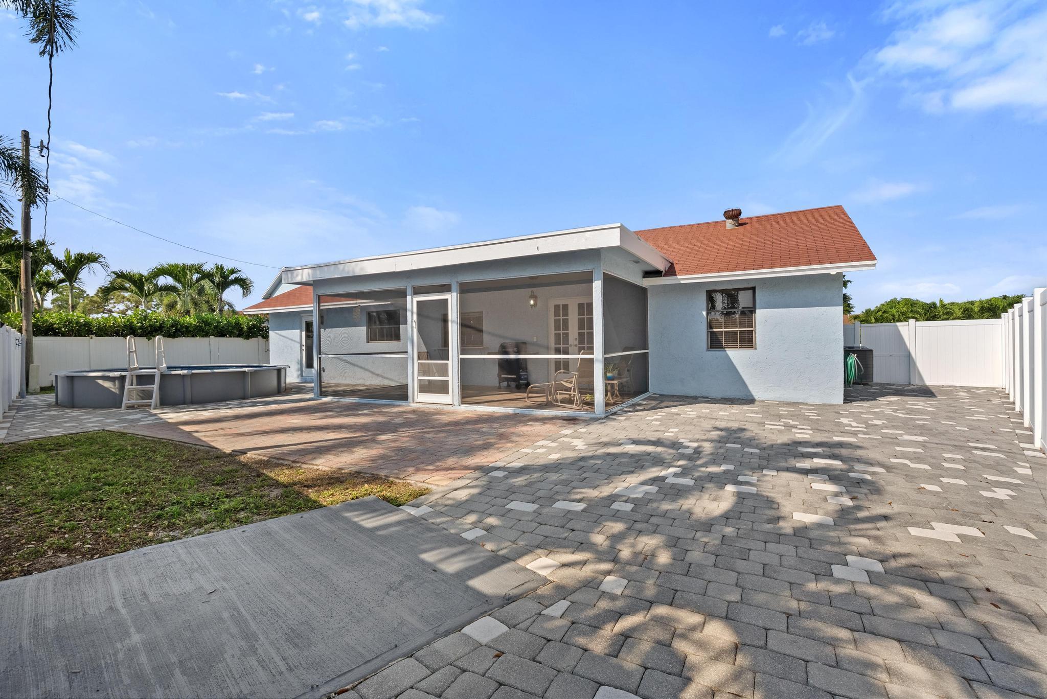 TRACEWOOD - Residential