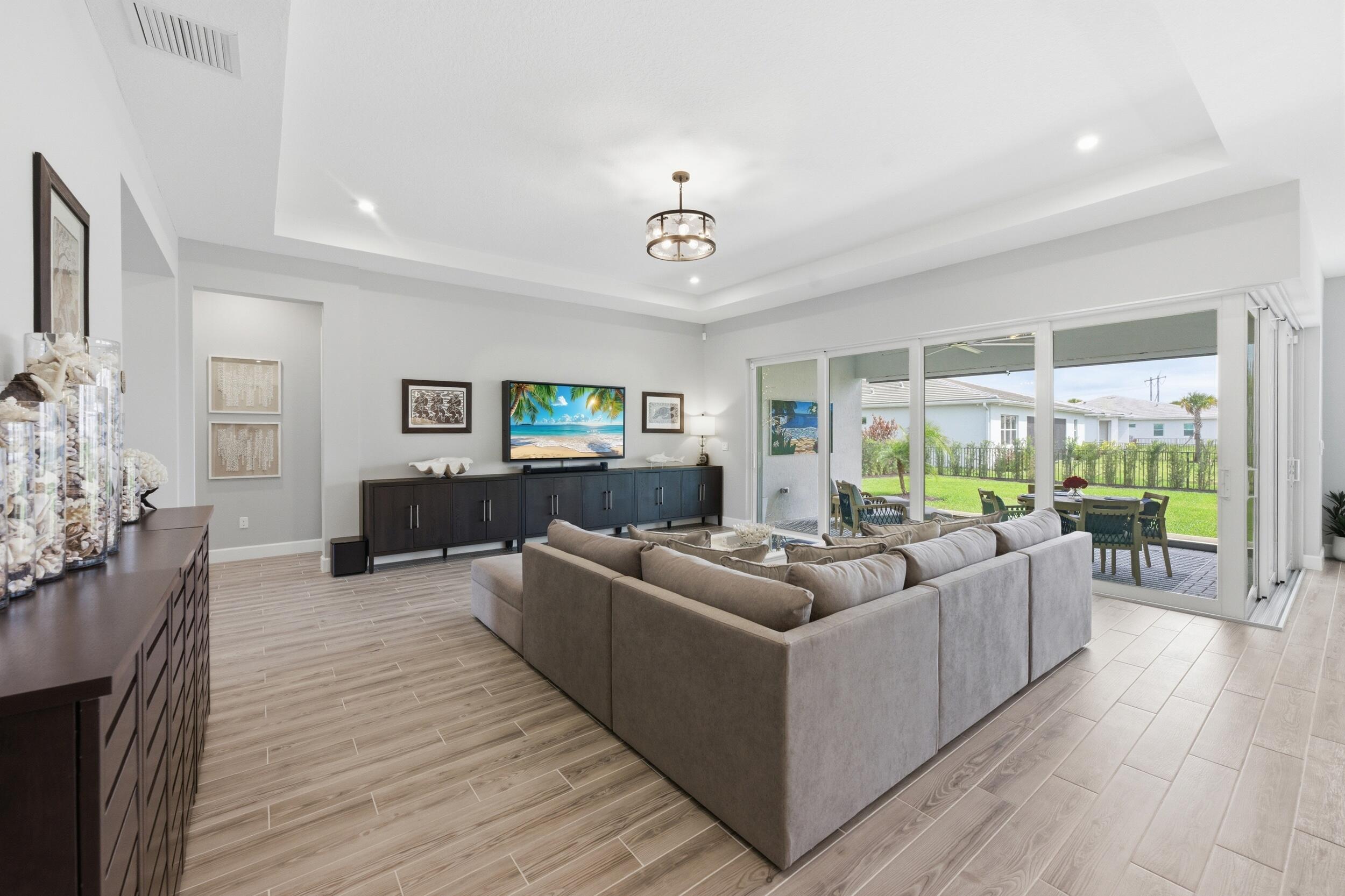 SEVILLE PHASE 1 - Residential