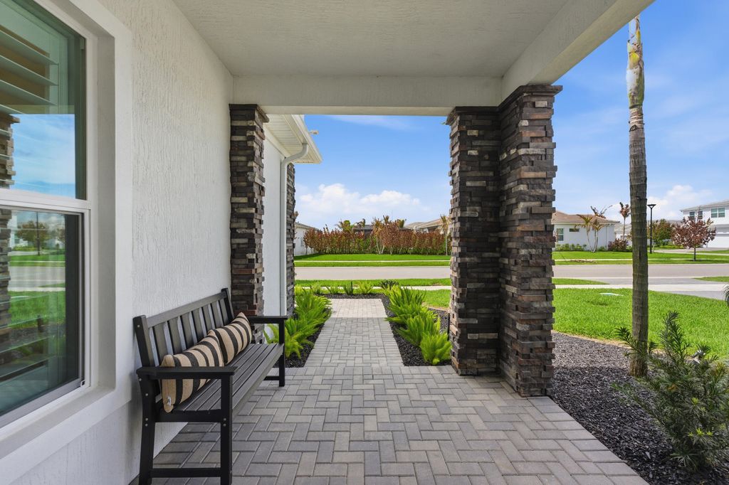 Photo of 10639 Vineyard Drive, Port Saint Lucie, FL 34987 (MLS # B26000514)