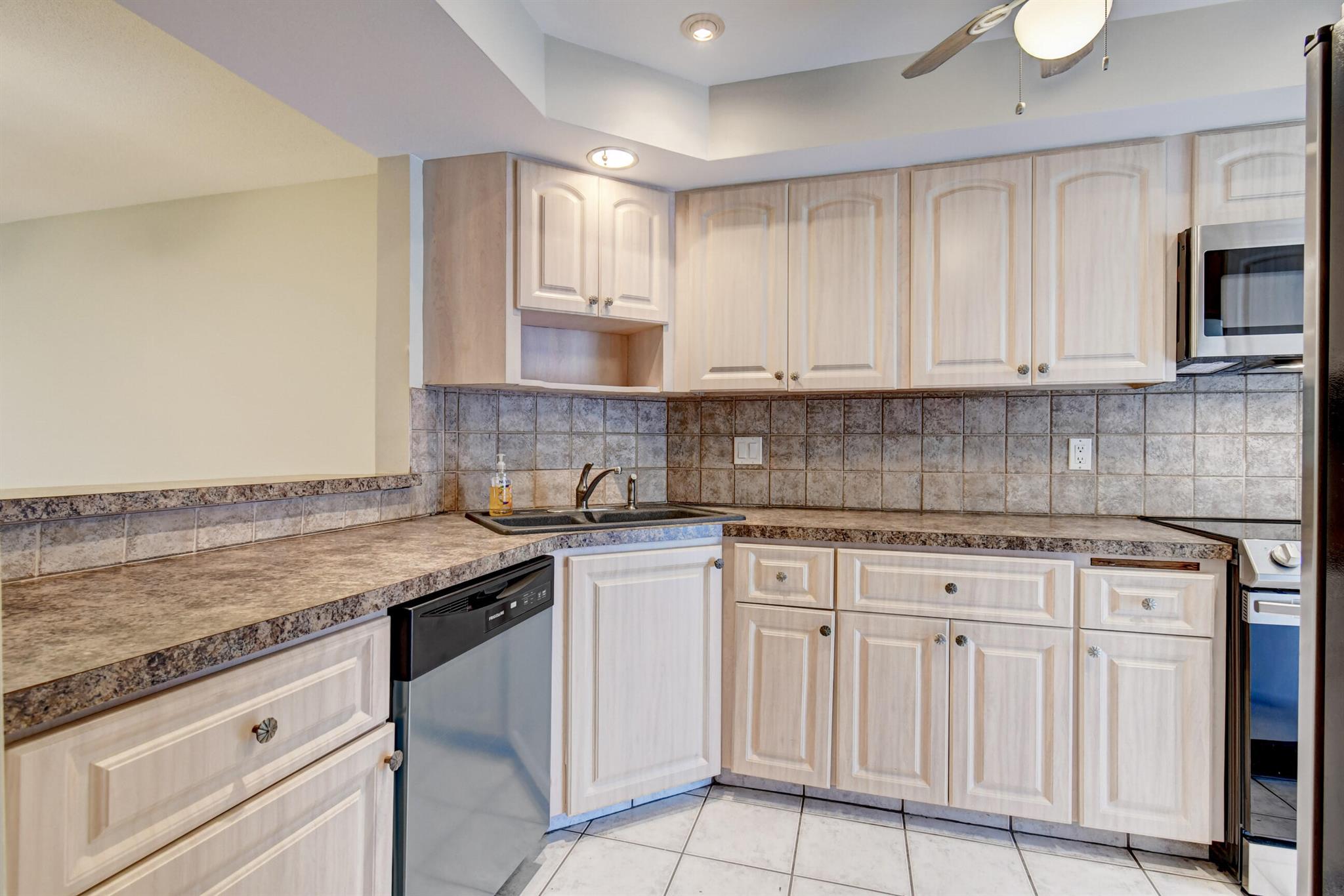 1200 SW 12th Street 308