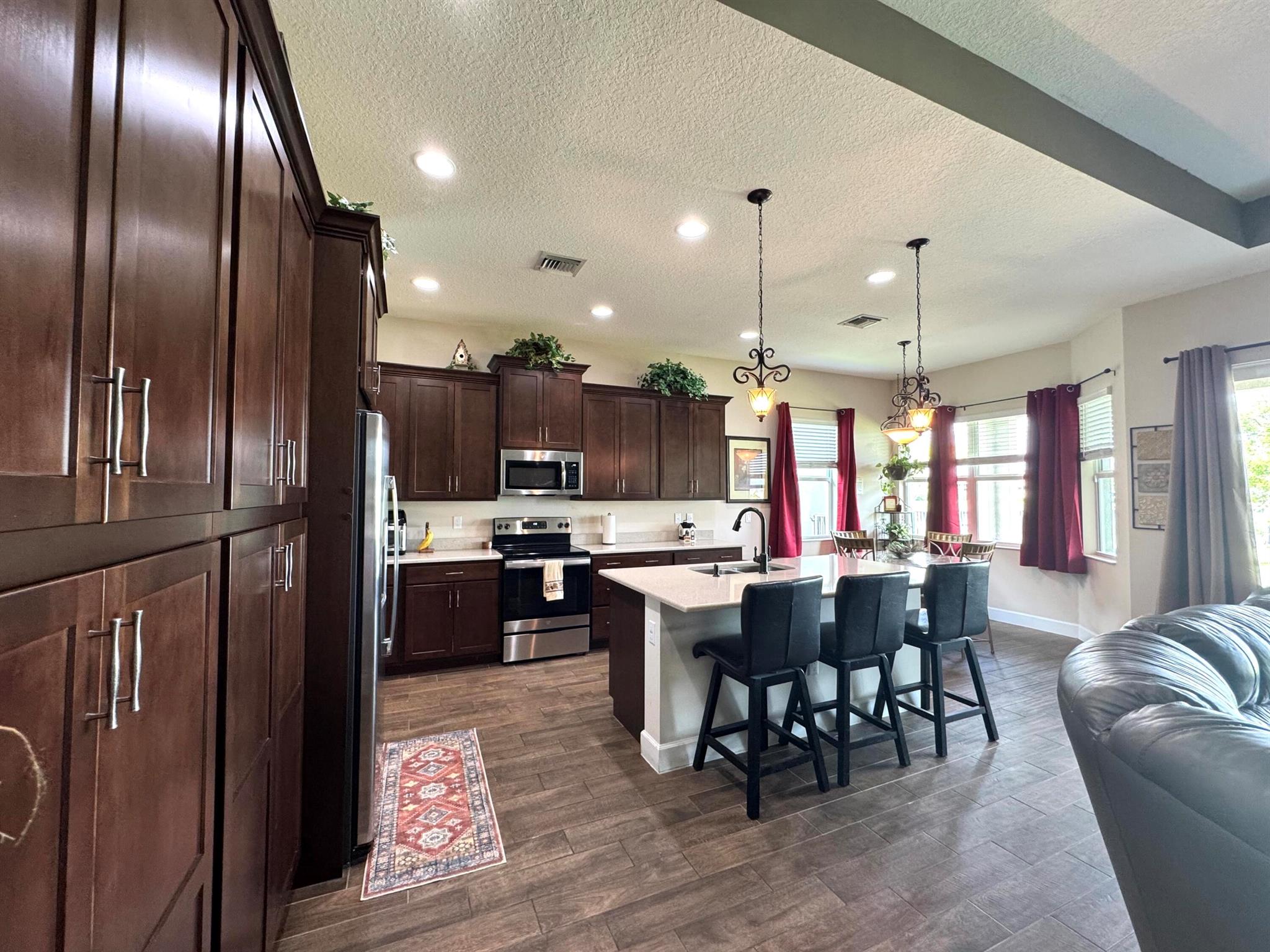 MEADOWS OF WESTLAKE PHASE - Residential