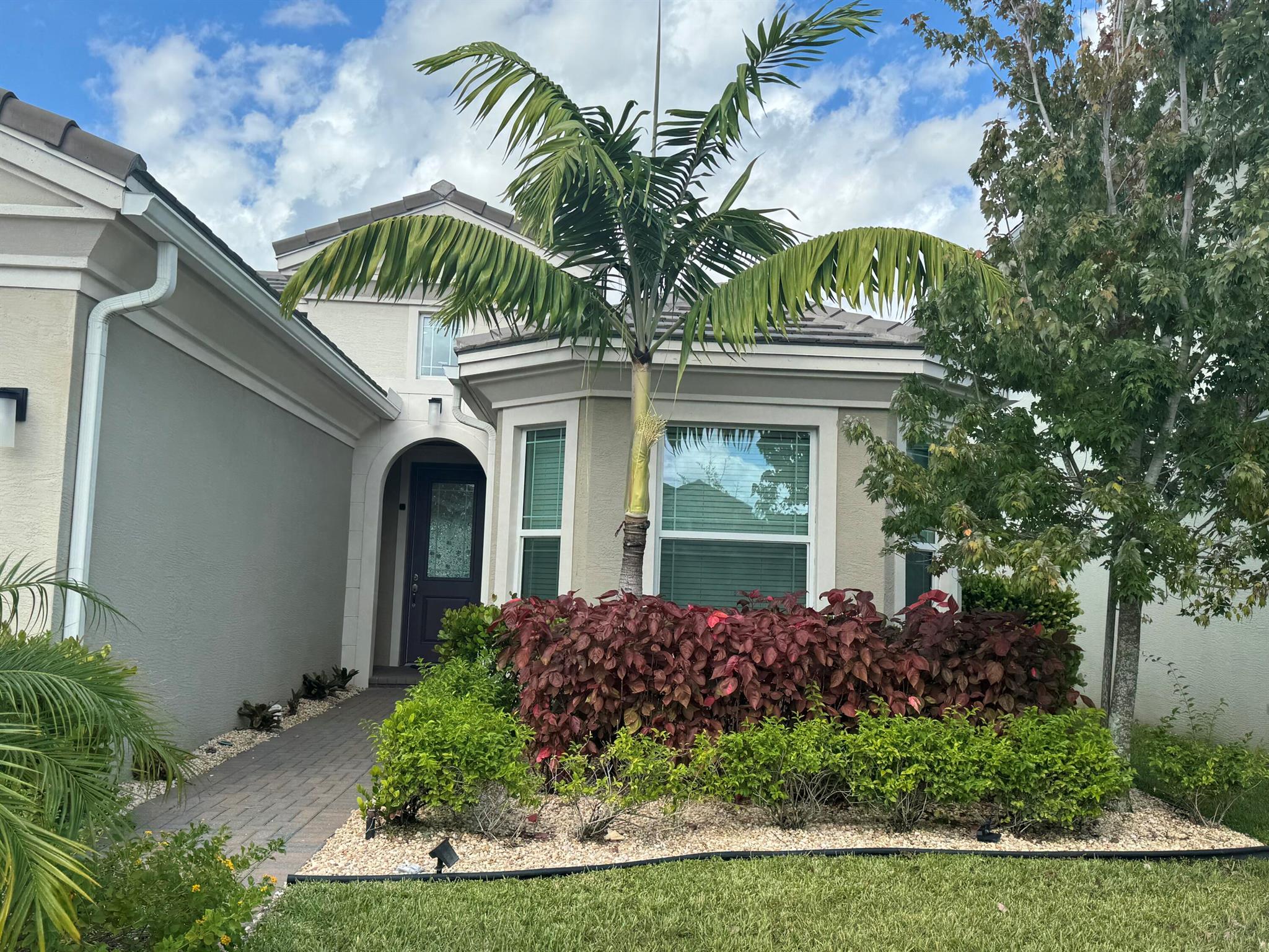 MEADOWS OF WESTLAKE PHASE - Residential