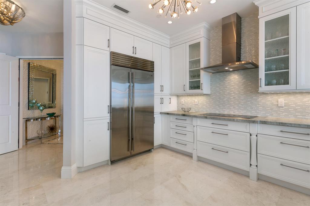 Ritz Carlton Residences - Residential