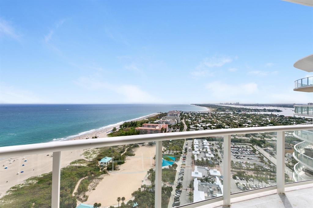 Ritz Carlton Residences - Residential