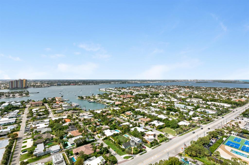 Ritz Carlton Residences - Residential