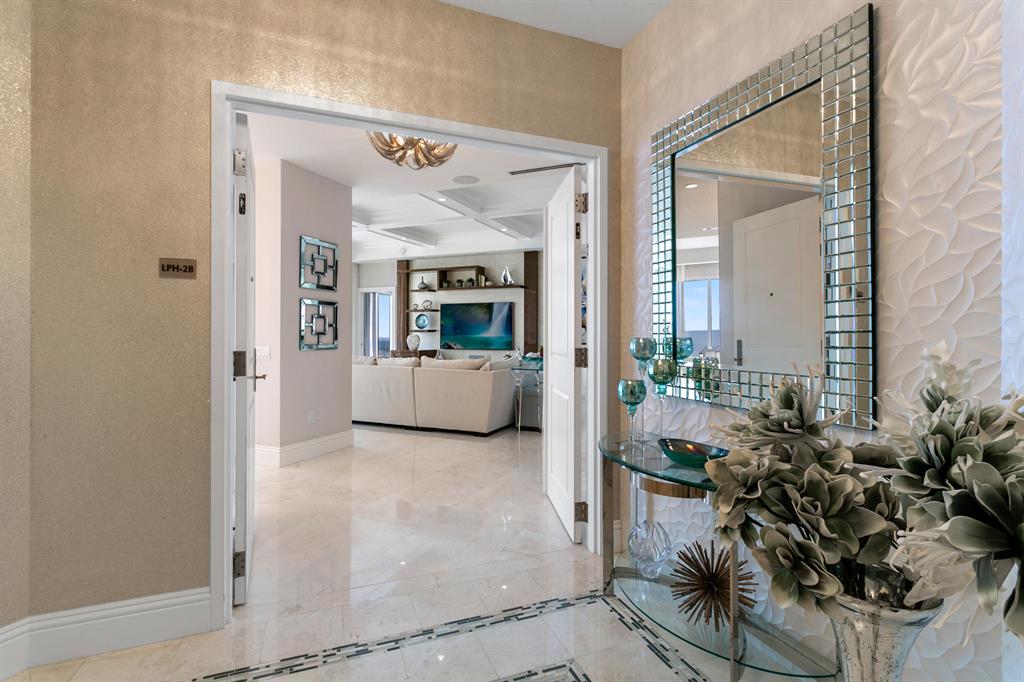 Ritz Carlton Residences - Residential